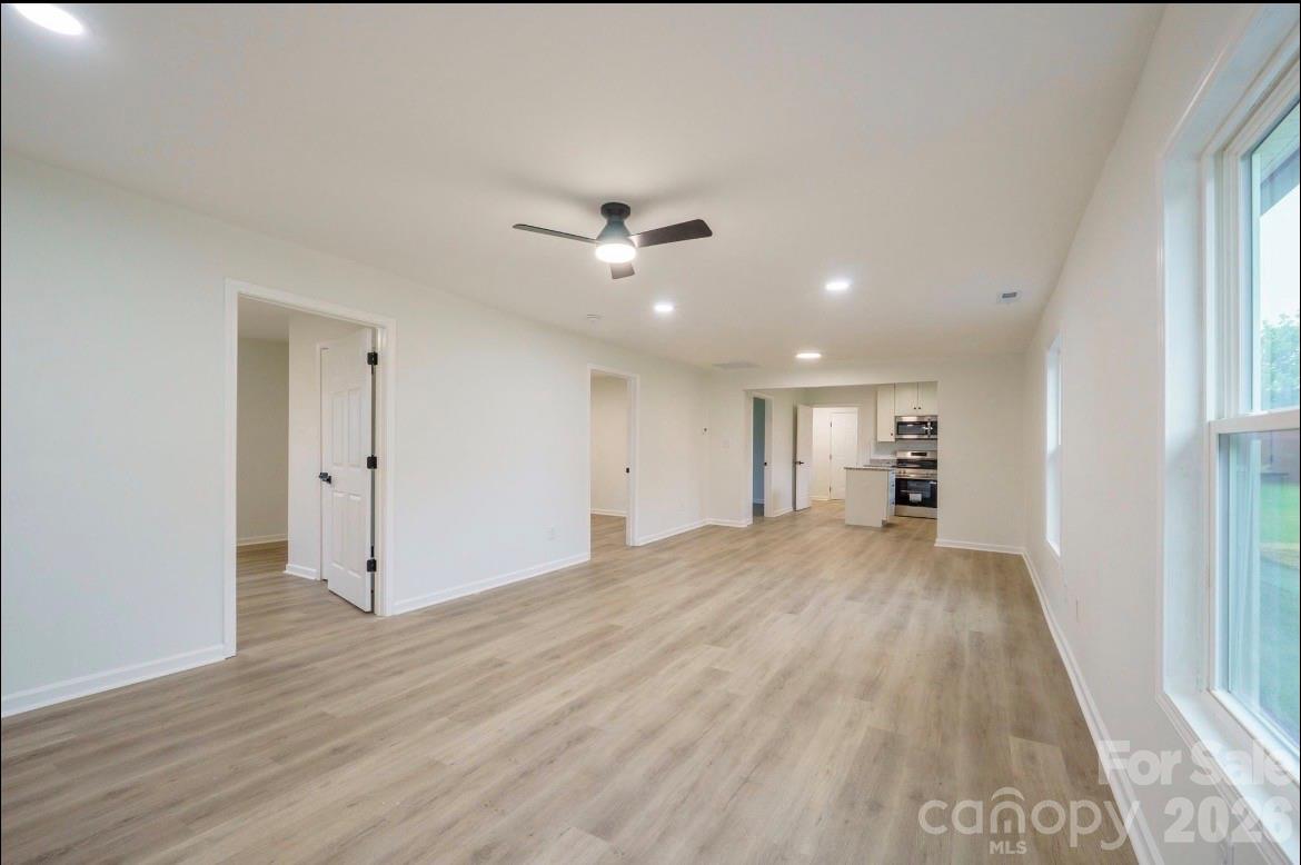 1810 E Greenbriar Road Property Photo 10