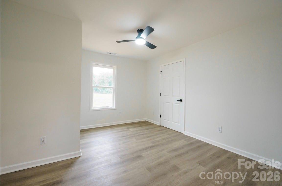 1810 E Greenbriar Road Property Photo 12