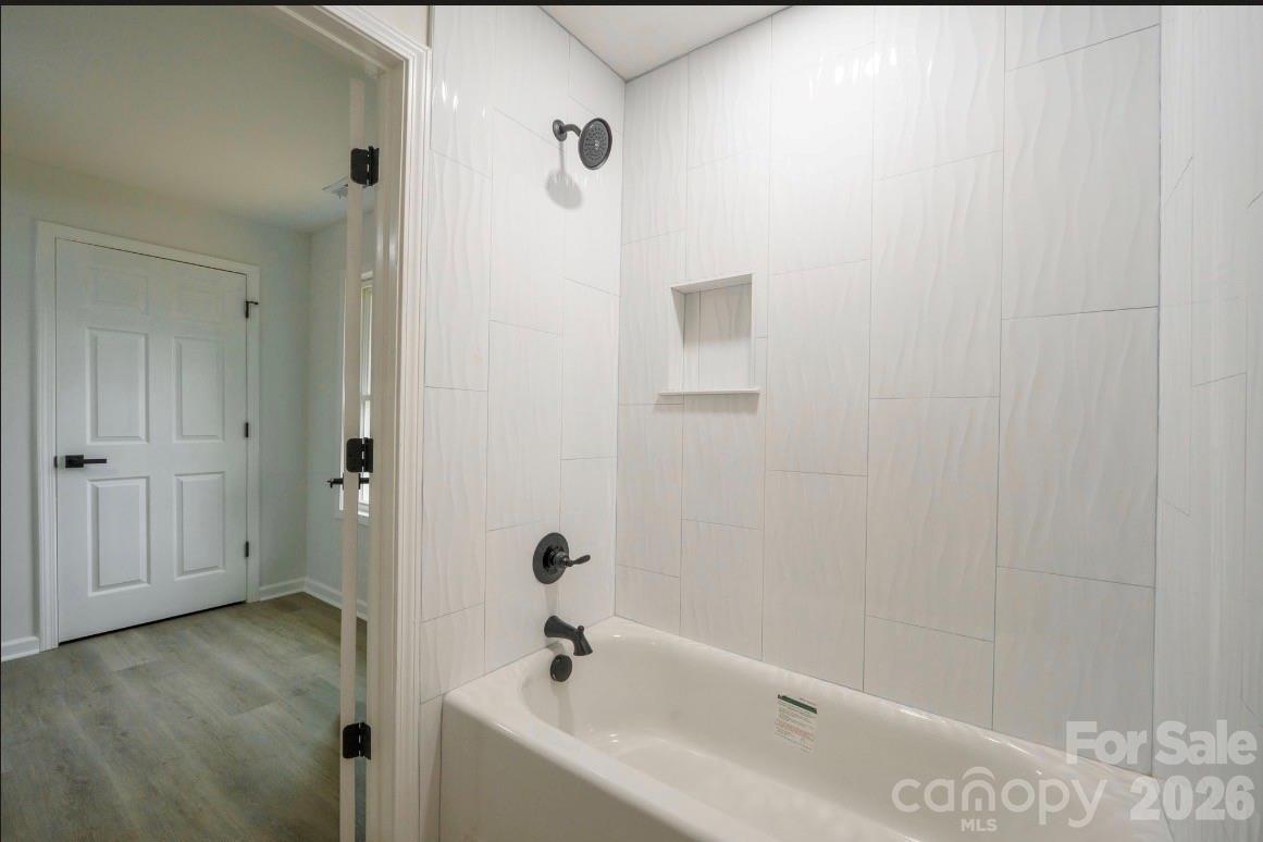 1810 E Greenbriar Road Property Photo 17