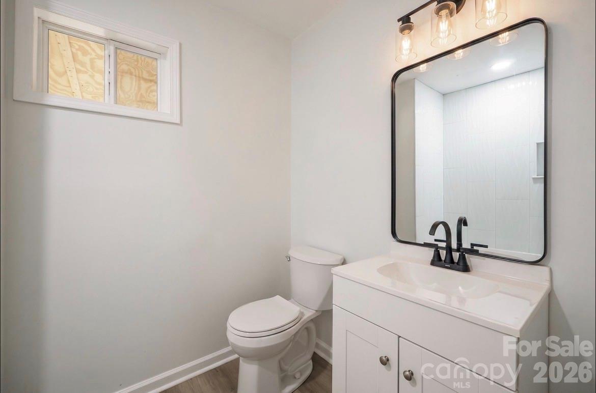 1810 E Greenbriar Road Property Photo 17