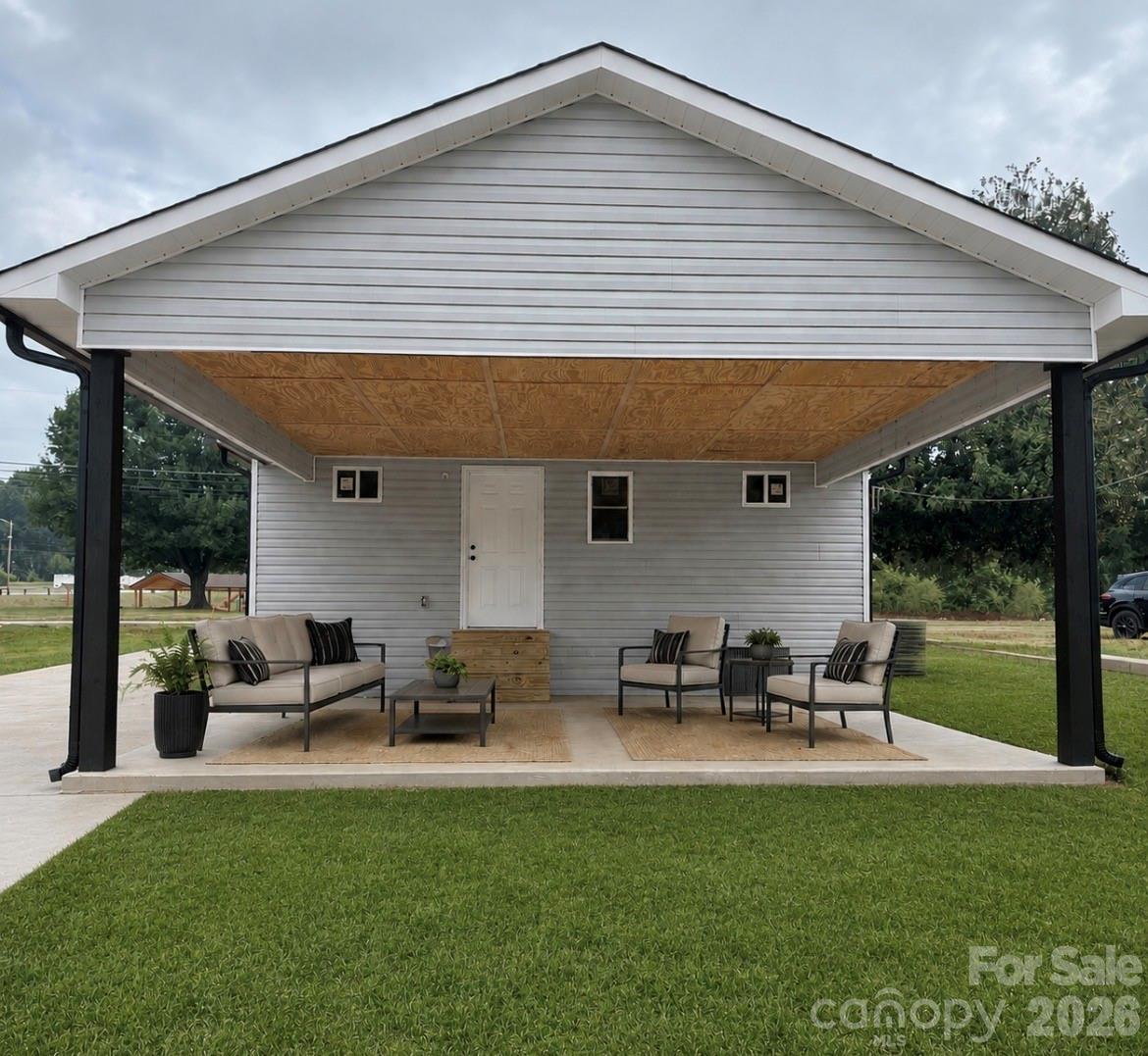 1810 E Greenbriar Road Property Photo 25
