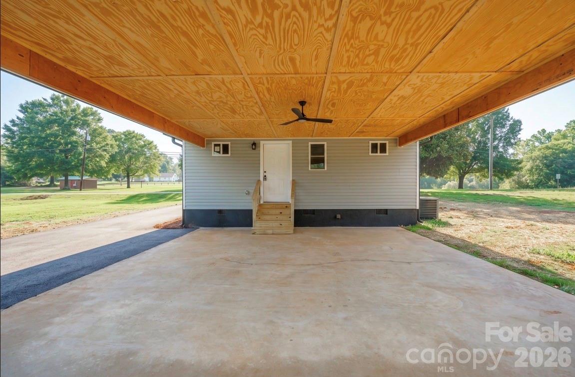 1810 E Greenbriar Road Property Photo 27
