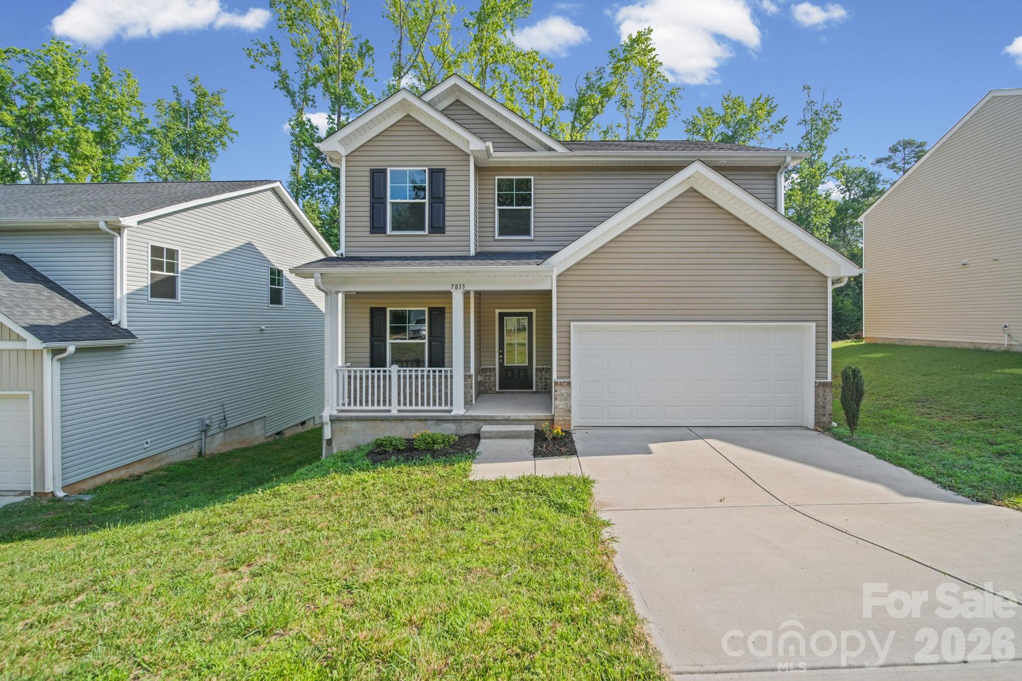 7813 E Lane Drive Property Photo 1