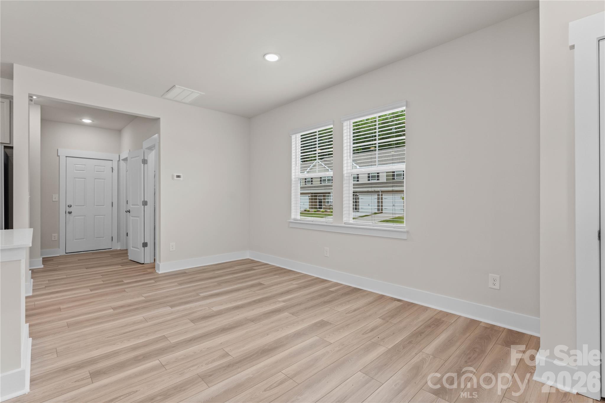 485 Etna Street 5604 Property Photo 11