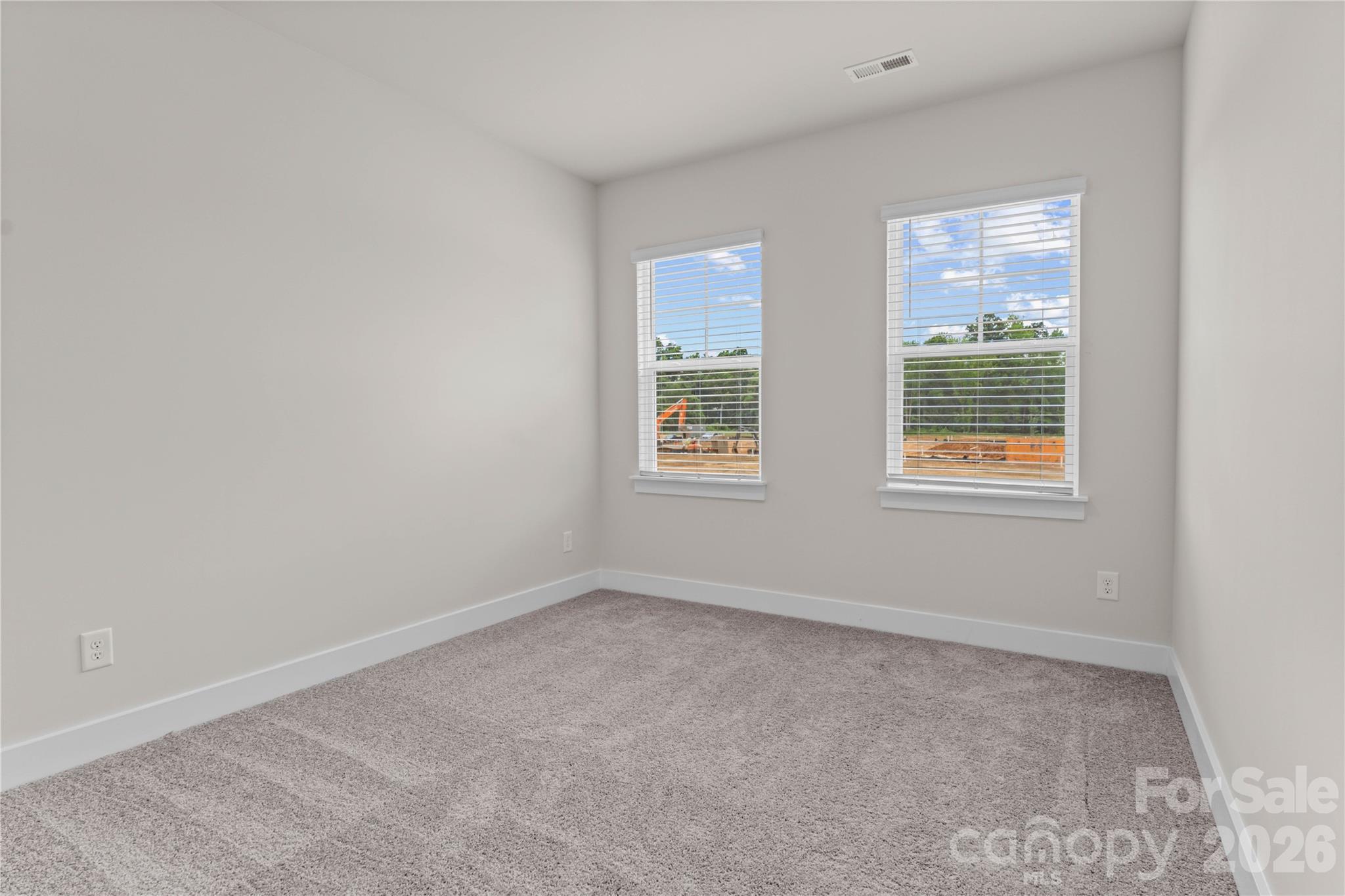 485 Etna Street 5604 Property Photo 15