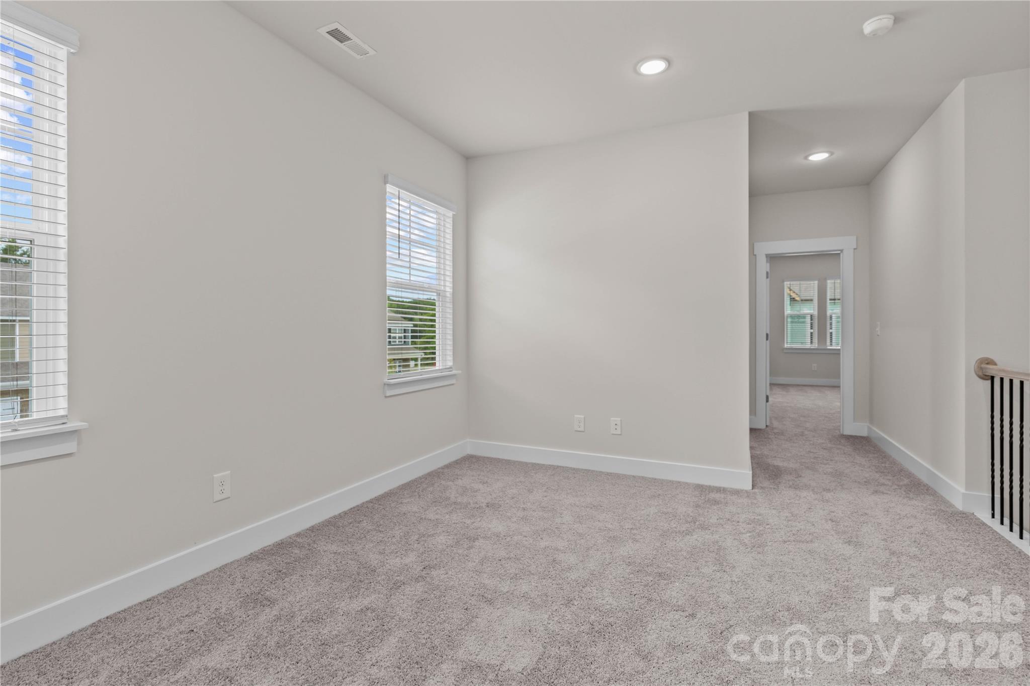 485 Etna Street 5604 Property Photo 16