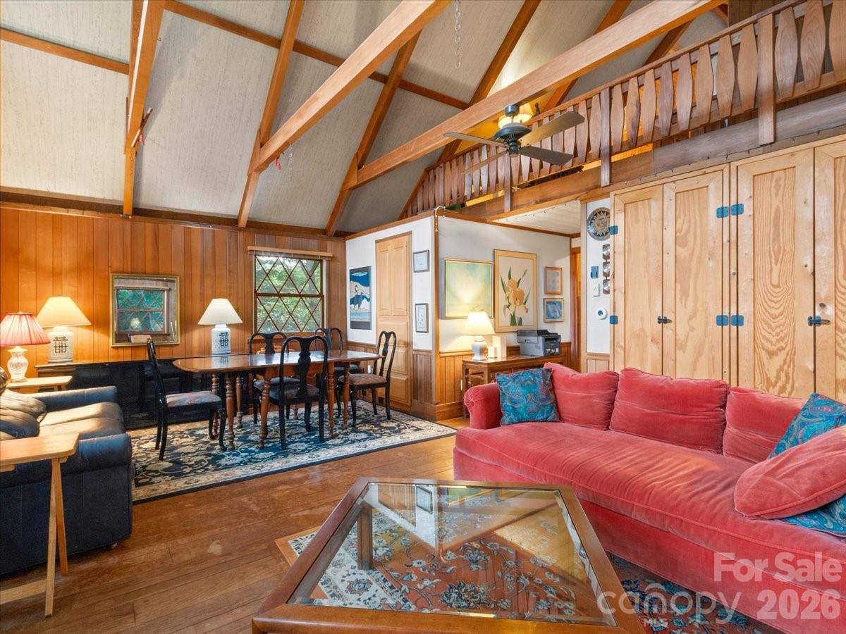 119 Fox Den Road Property Photo 25