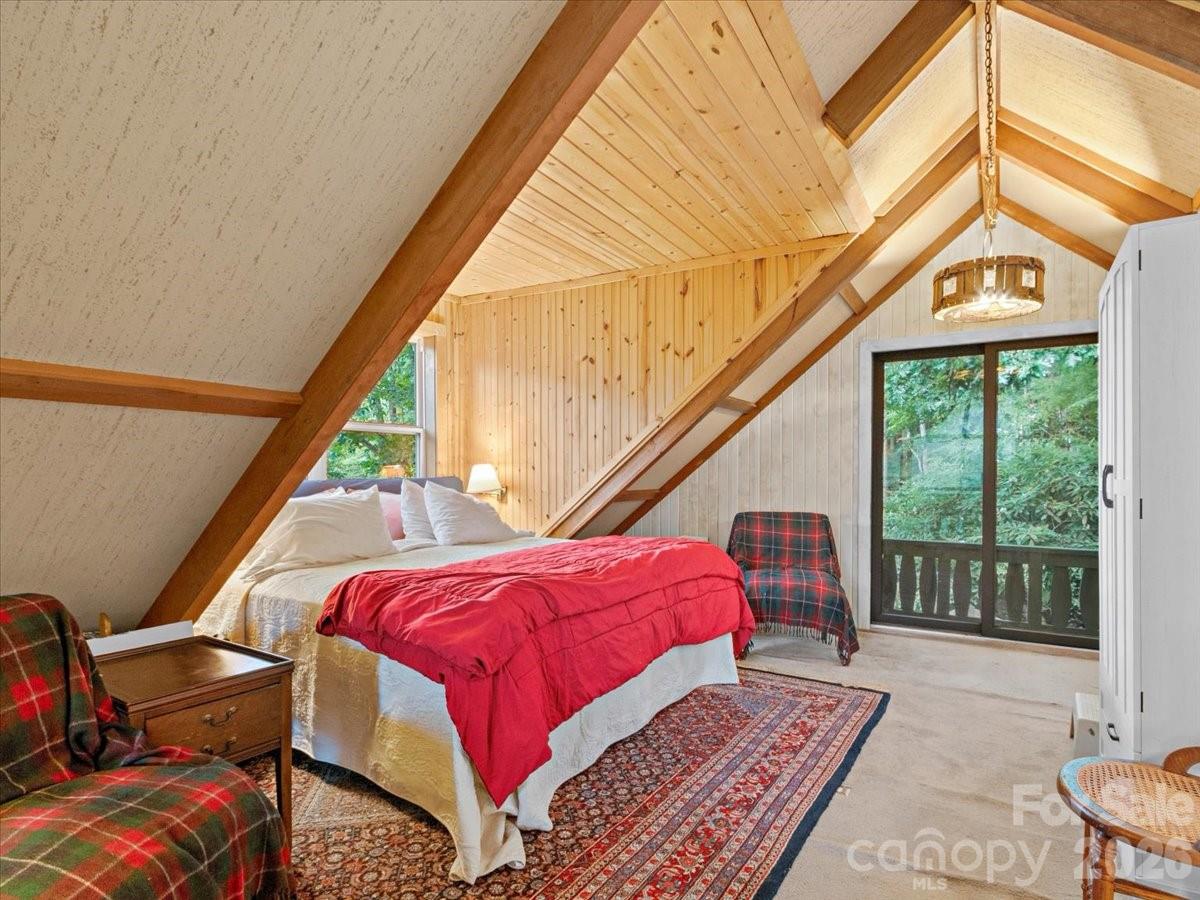 119 Fox Den Road Property Photo 36