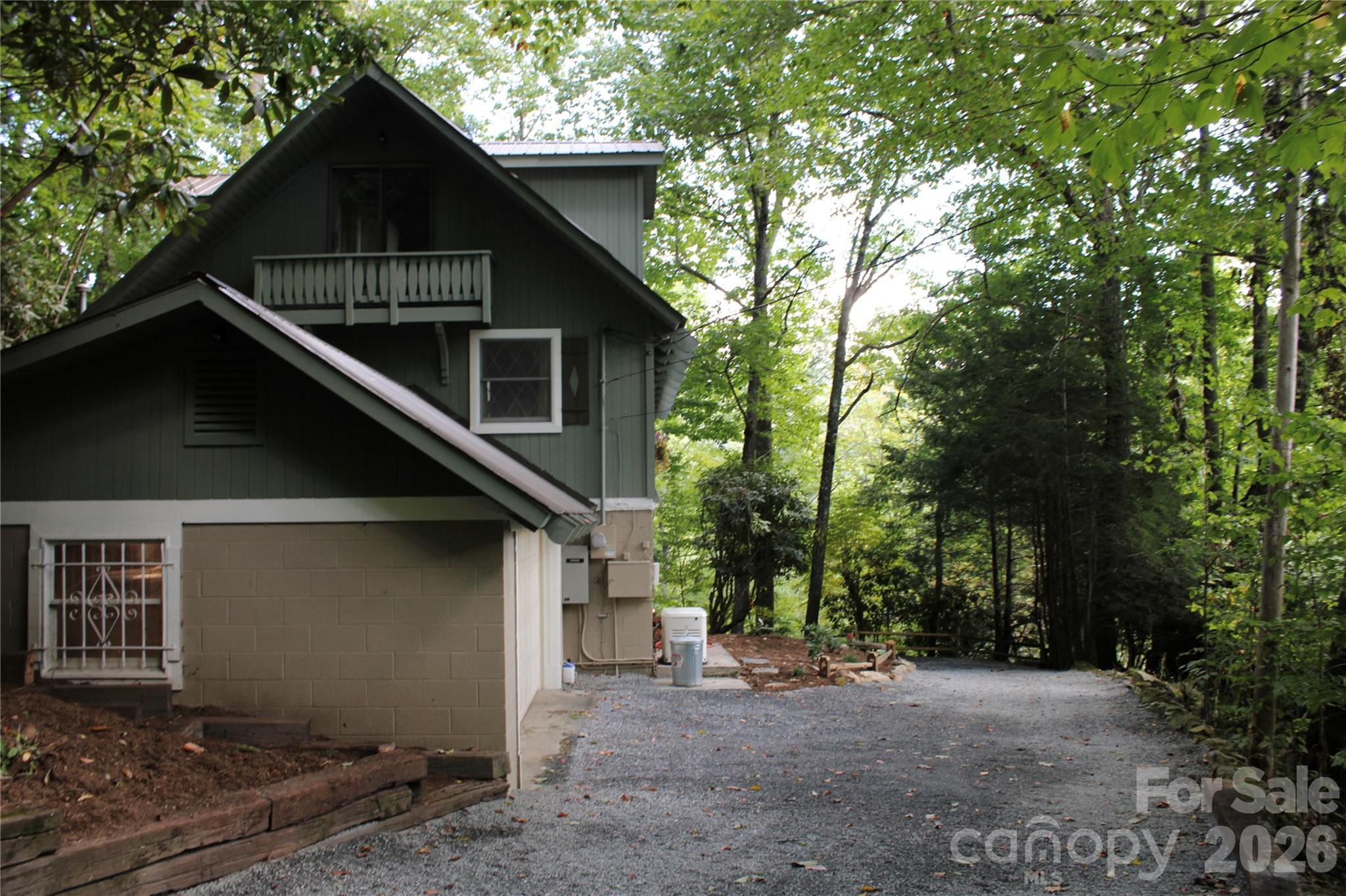 119 Fox Den Road Property Photo 39