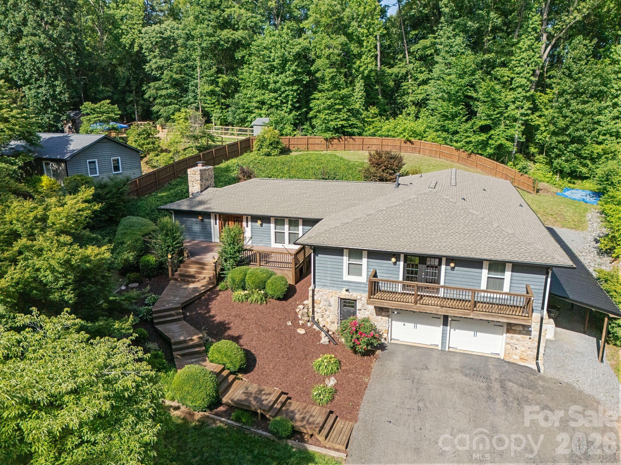 2913 Old Stage Road Property Photo 2
