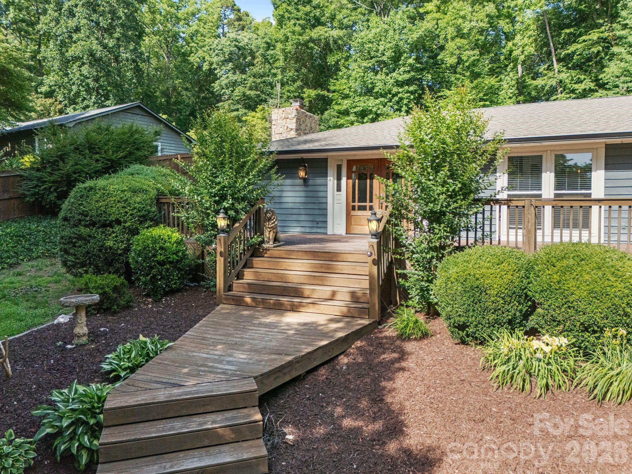 2913 Old Stage Road Property Photo 5