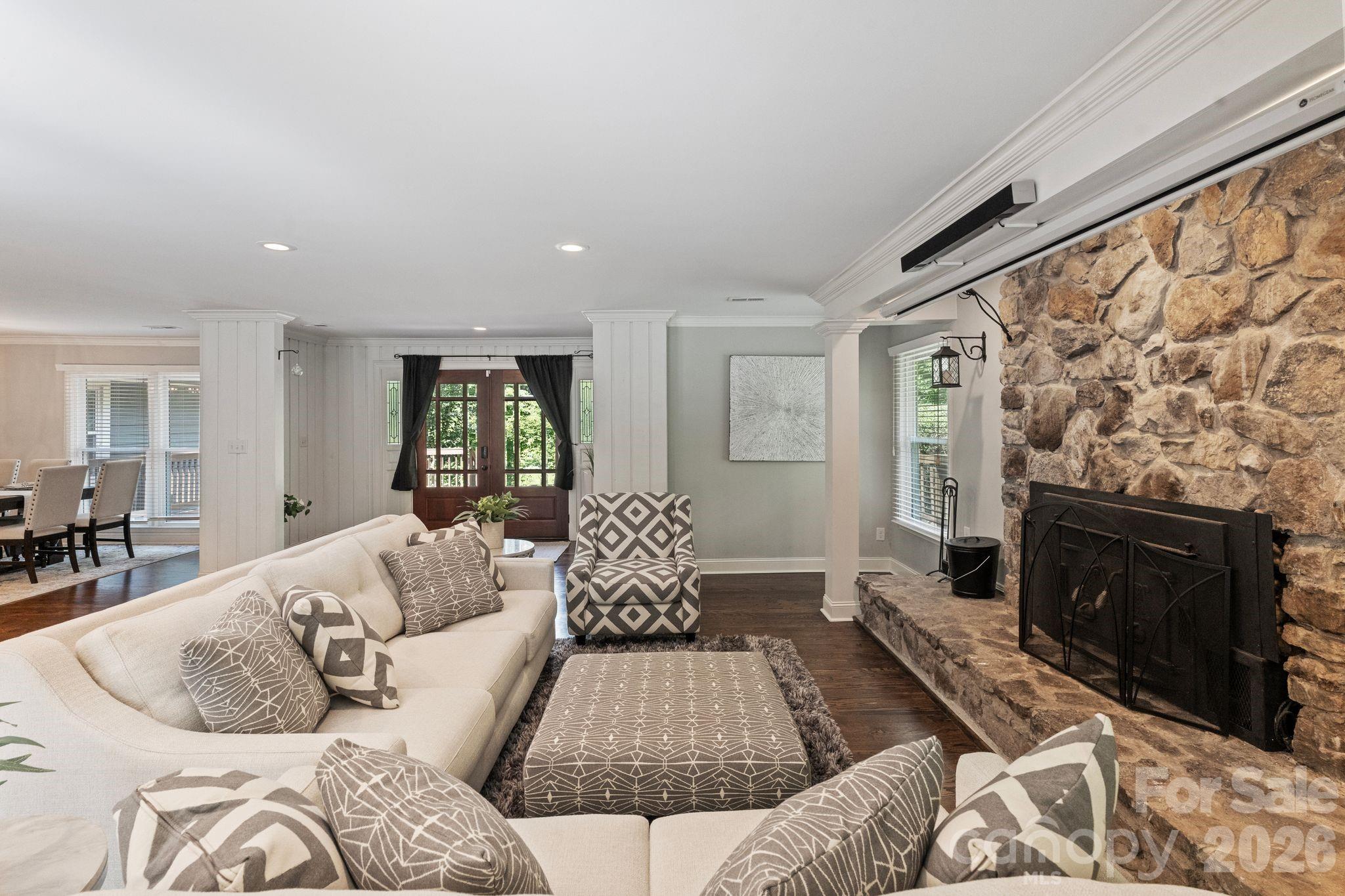2913 Old Stage Road Property Photo 10
