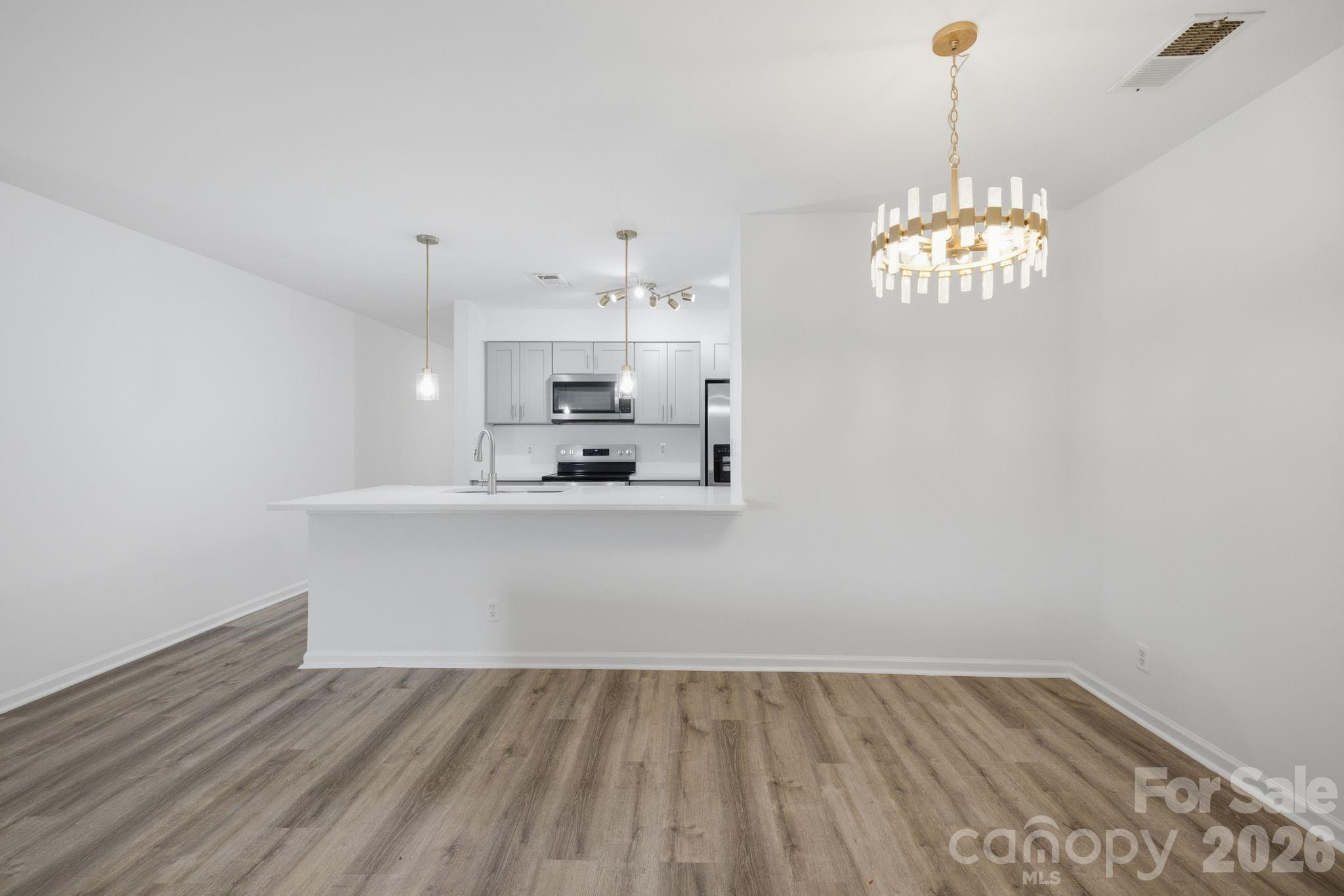 18817 Nautical Drive 105 Property Photo 10