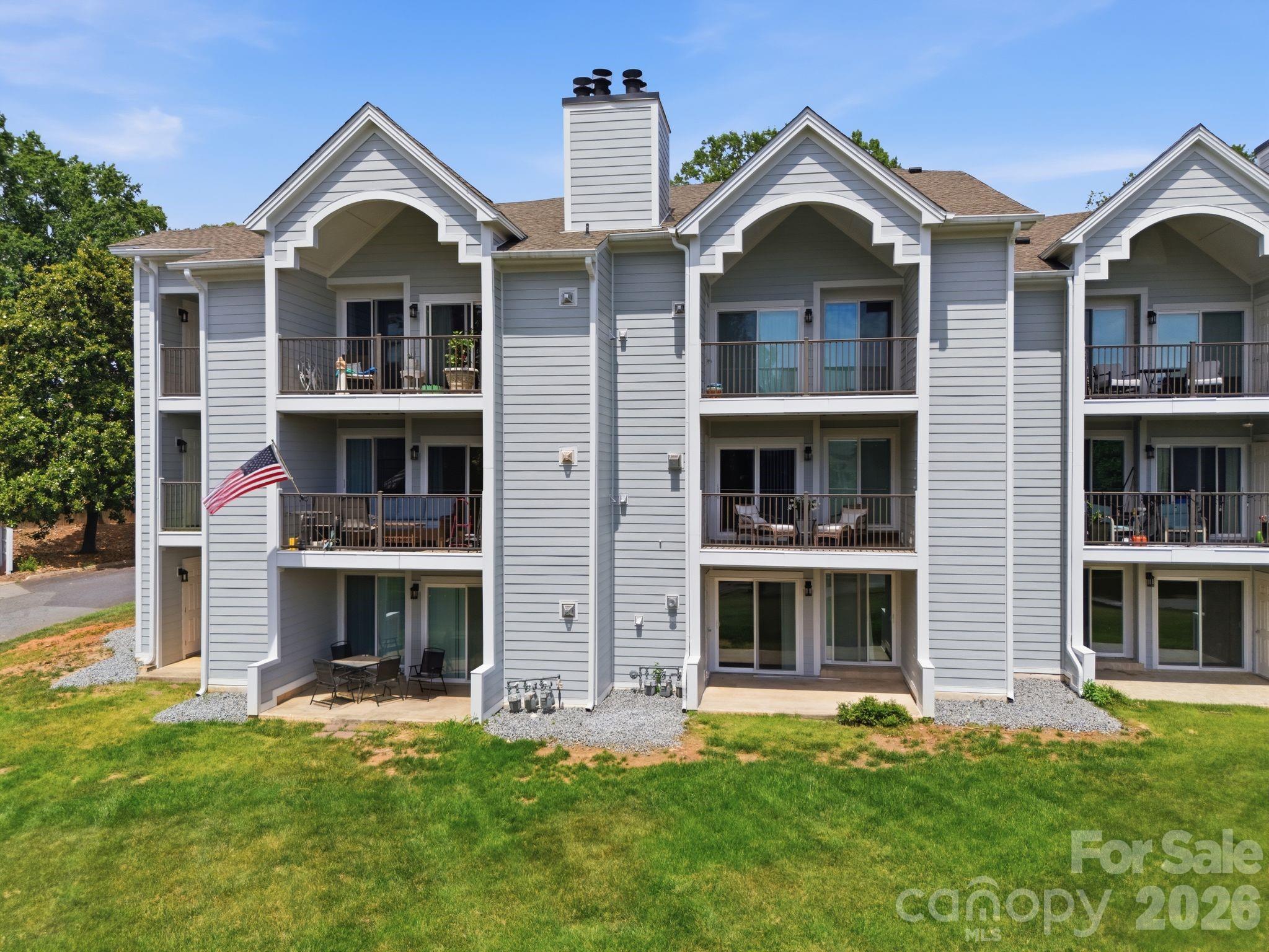 18817 Nautical Drive 105 Property Photo 30