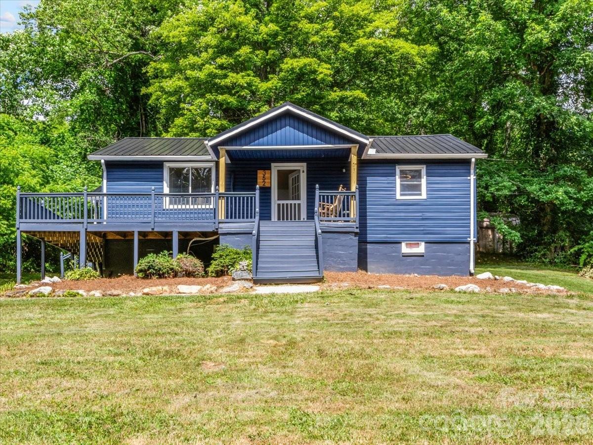 352 Jakes Branch Road Property Photo 2