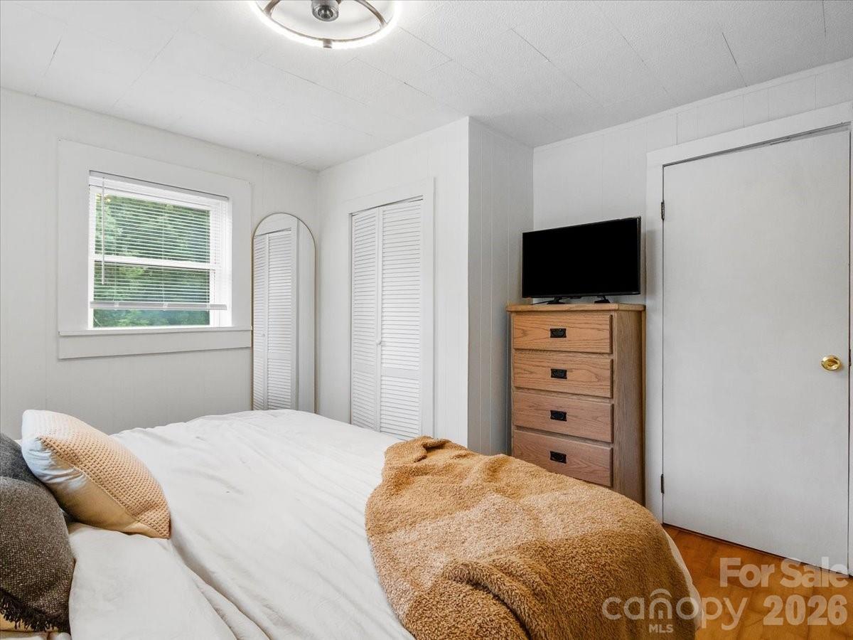 352 Jakes Branch Road Property Photo 14