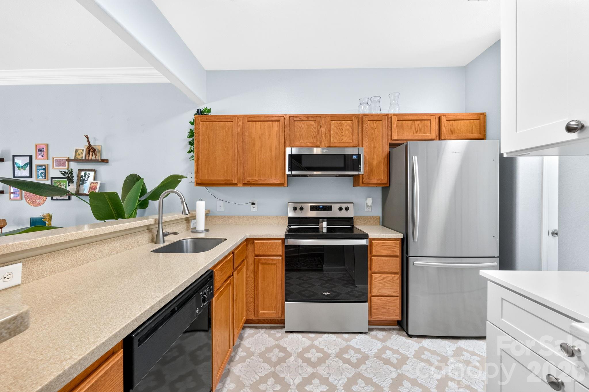 6312 Rhodins Lane Property Photo 3
