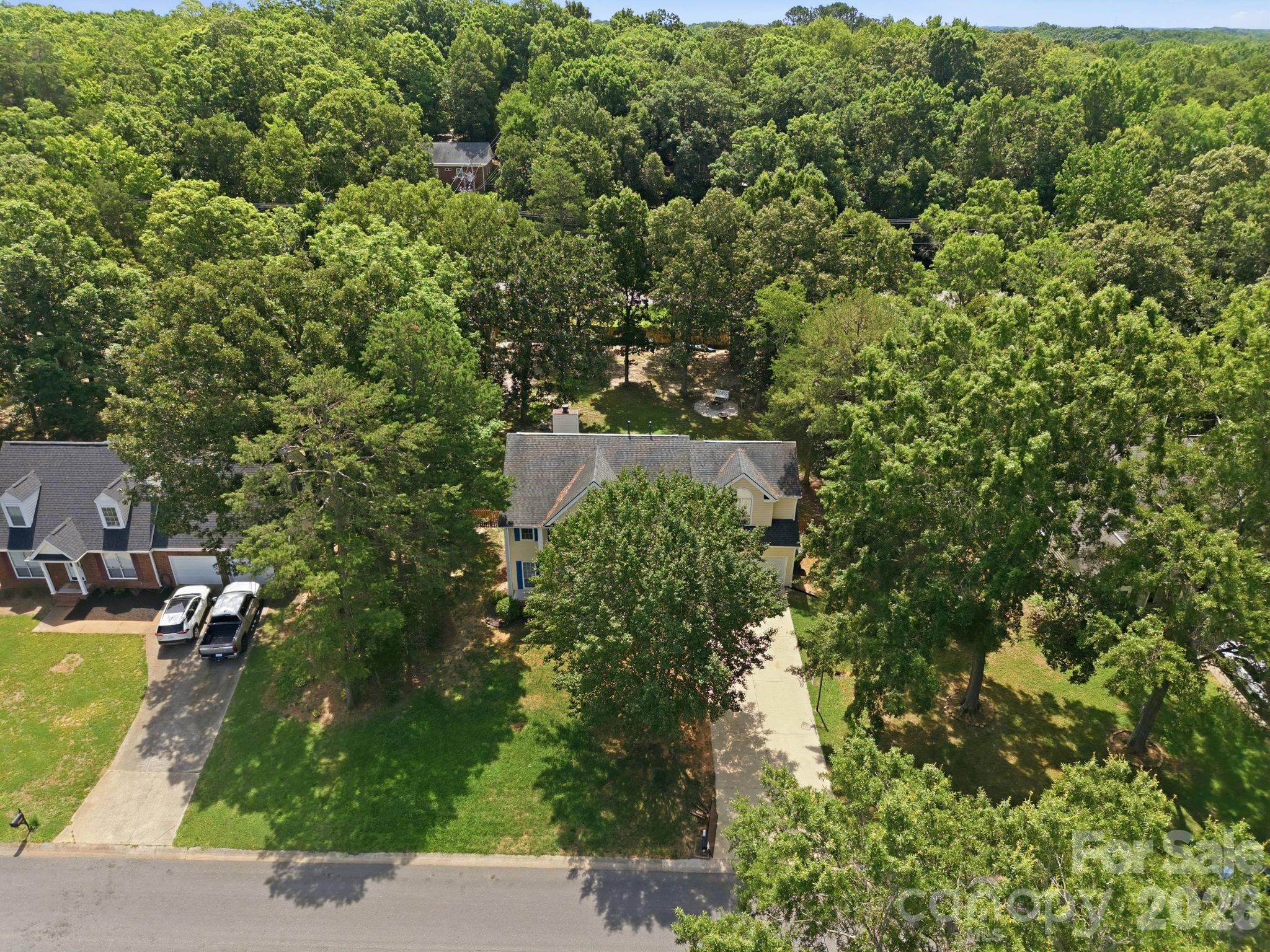 8048 Hunley Ridge Road Property Photo 5