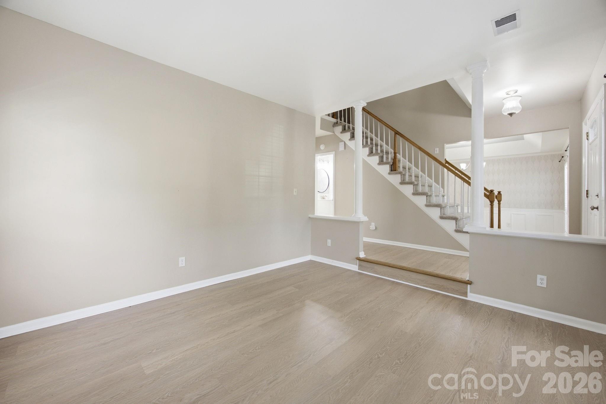 8048 Hunley Ridge Road Property Photo 11