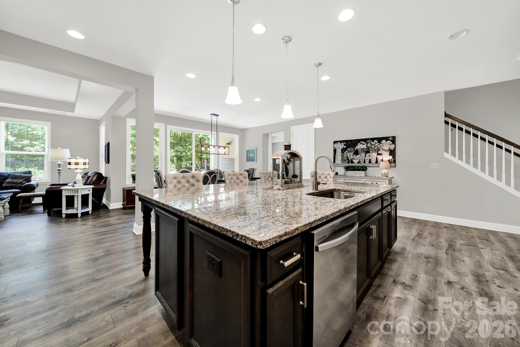7043 Wyngate Place Property Photo 10