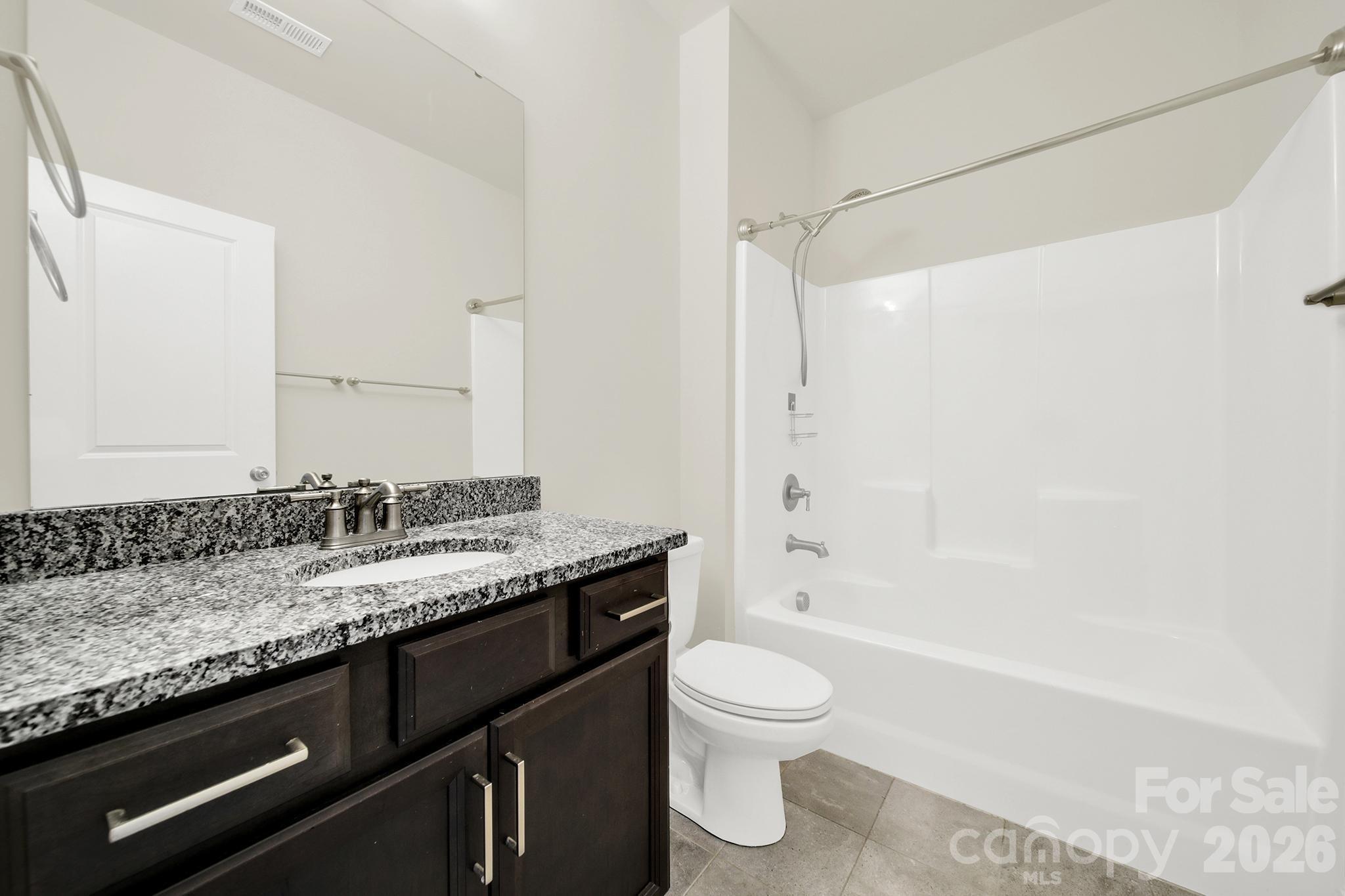 7043 Wyngate Place Property Photo 33