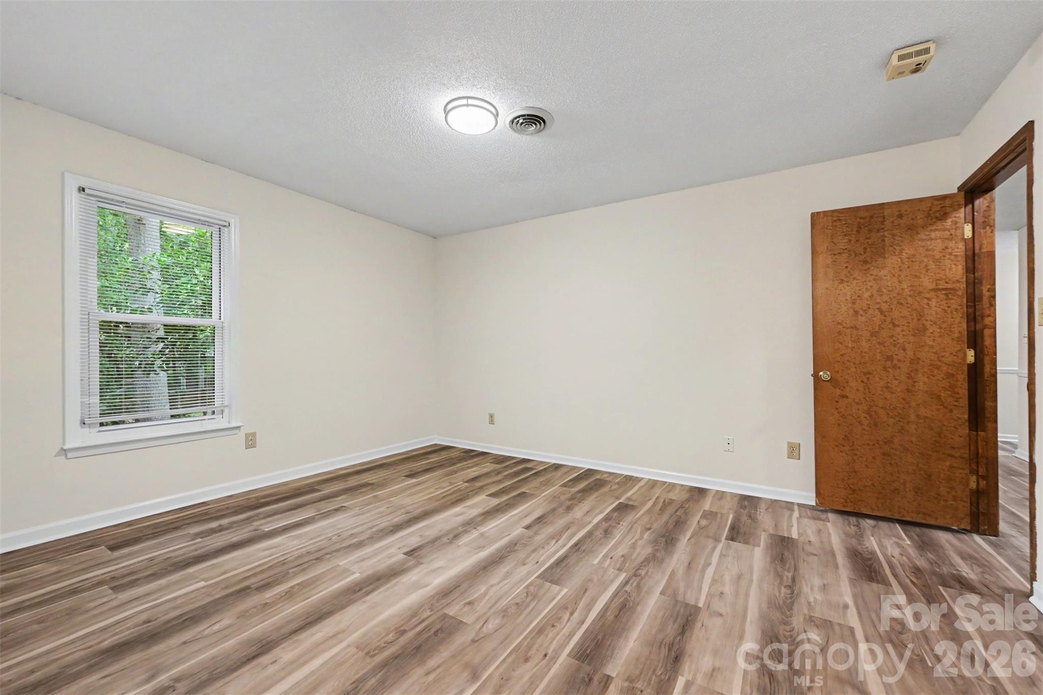 108 Jason Court Property Photo 12