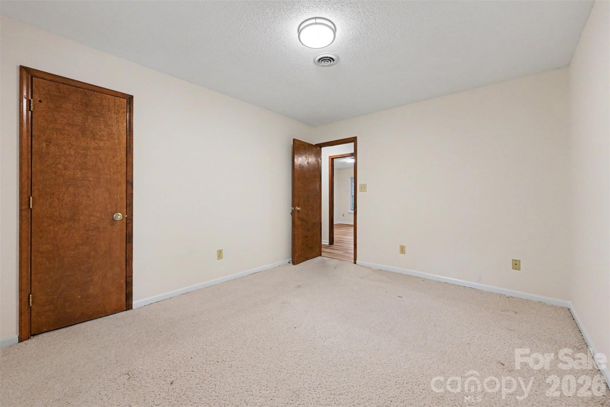 108 Jason Court Property Photo 19