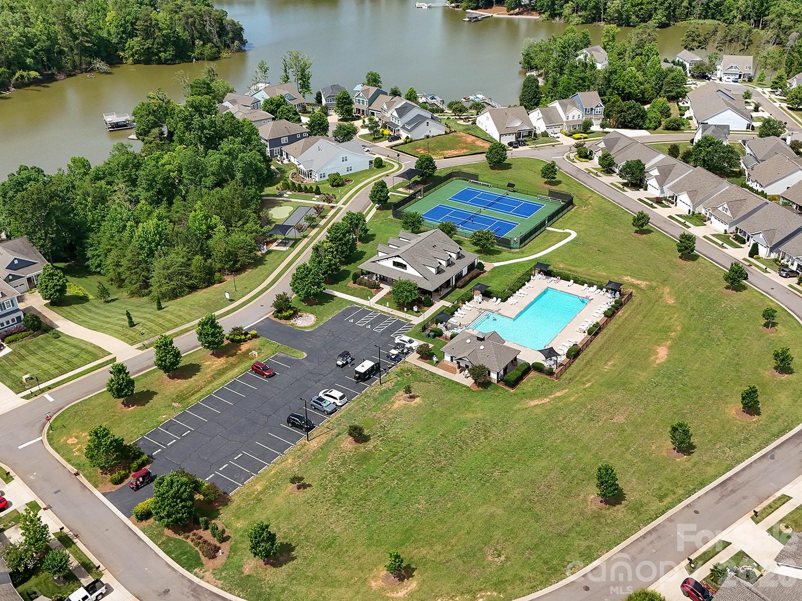 40161 Crooked Stick Drive Property Photo 28
