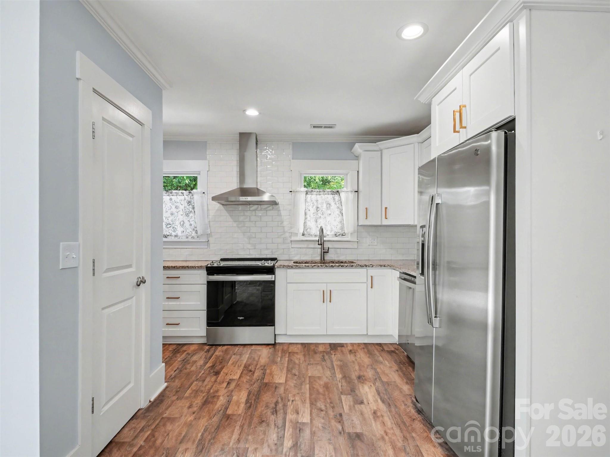 12 Mills Avenue Property Photo 6