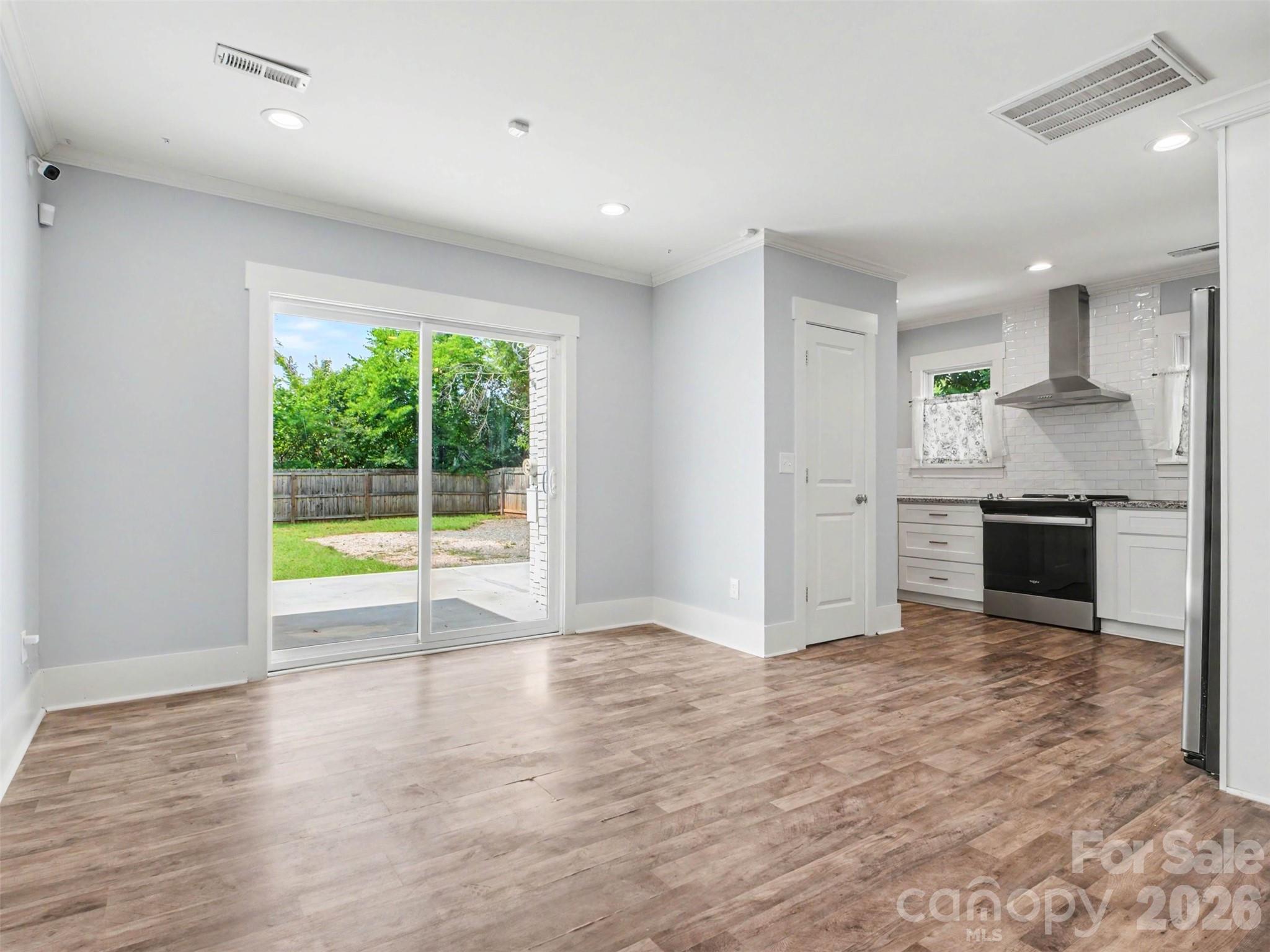 12 Mills Avenue Property Photo 11