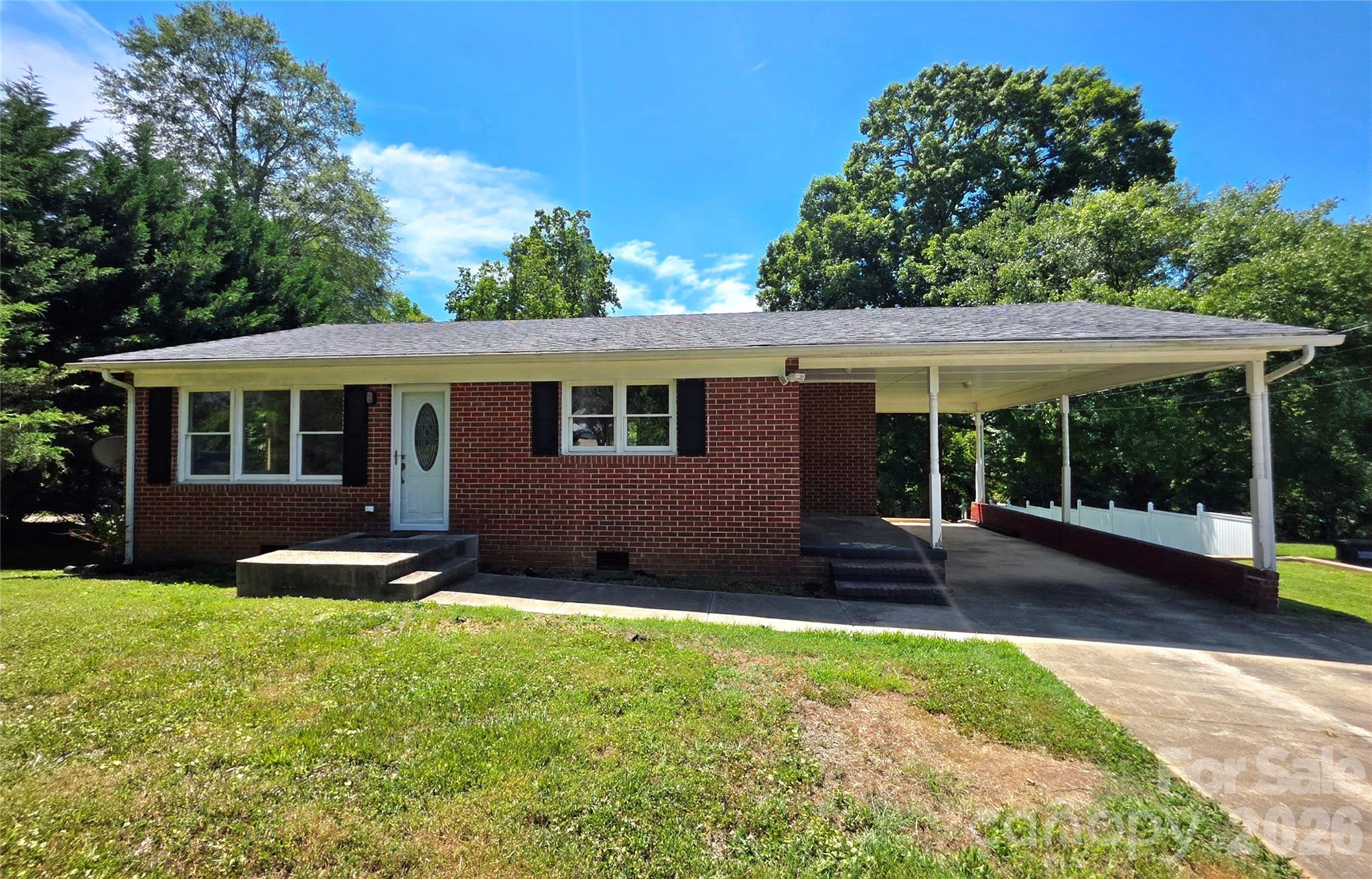 2831 Beechwood Circle Property Photo 1