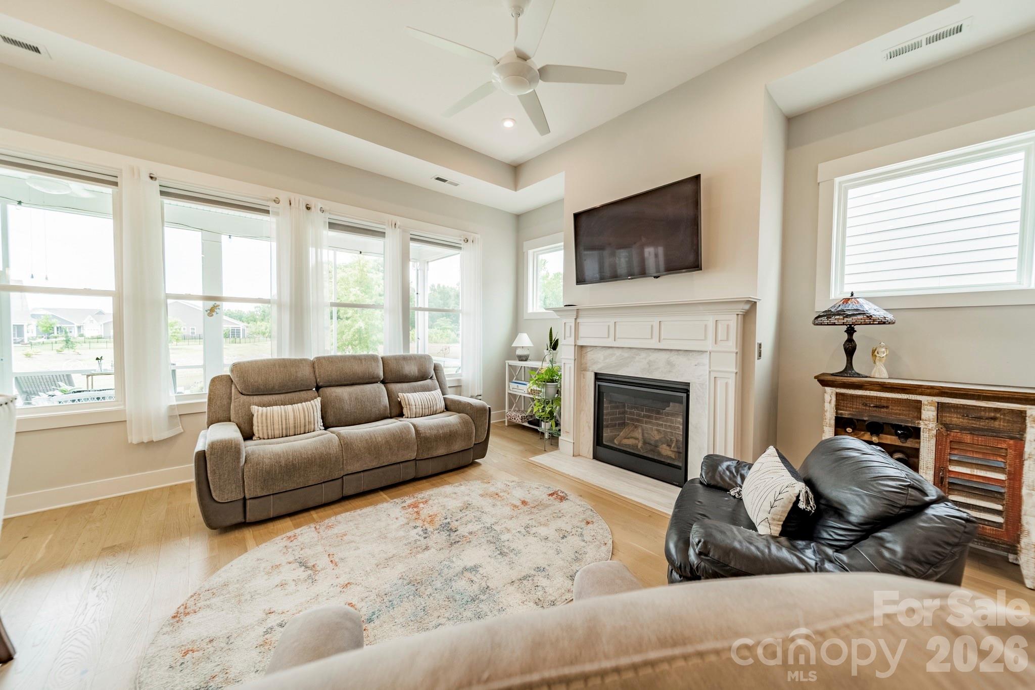 1019 Carlyle Lane Property Photo 13