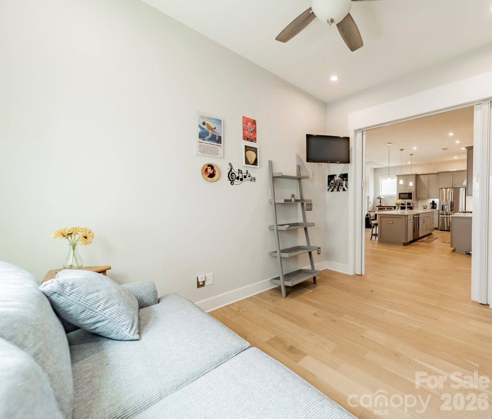 1019 Carlyle Lane Property Photo 17