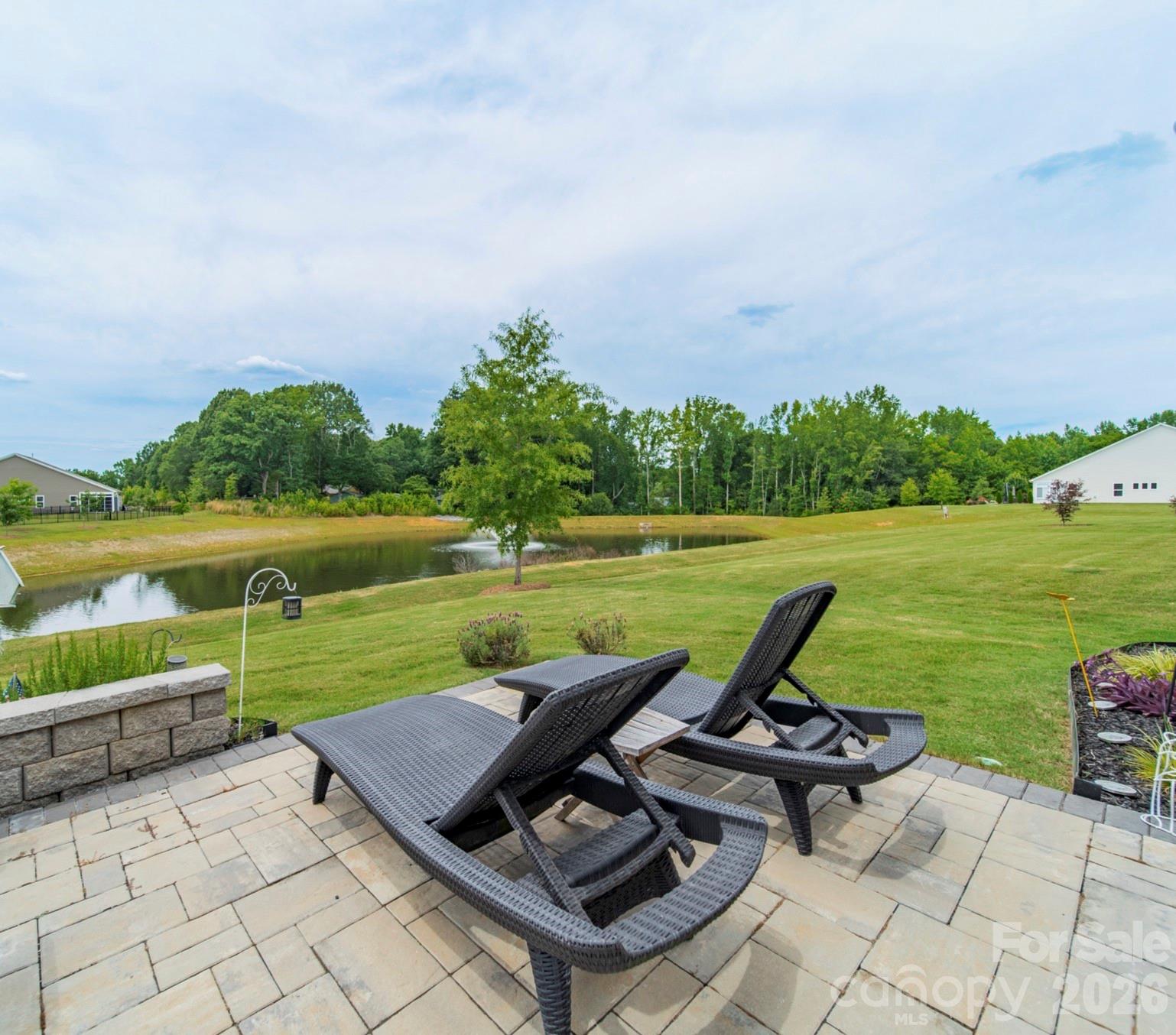 1019 Carlyle Lane Property Photo 35