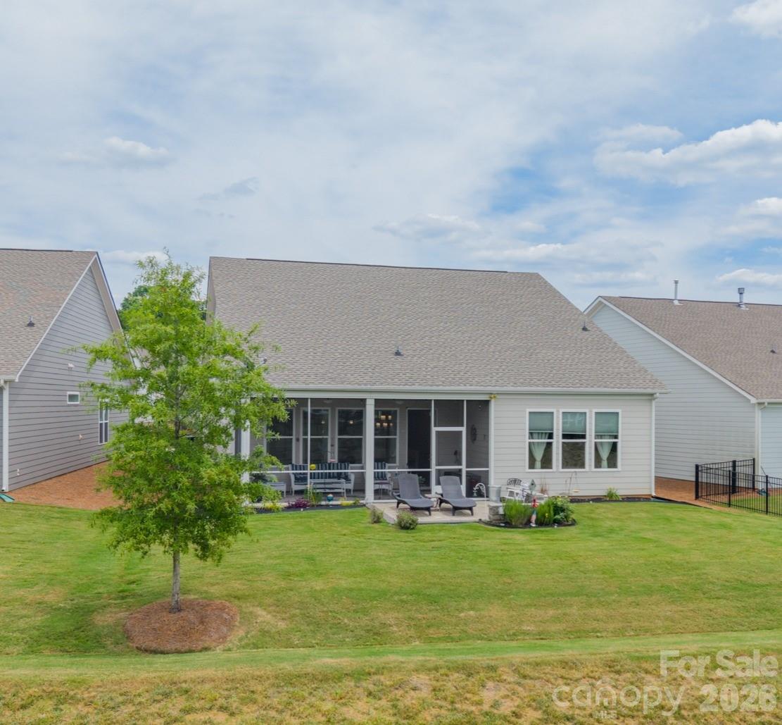 1019 Carlyle Lane Property Photo 39