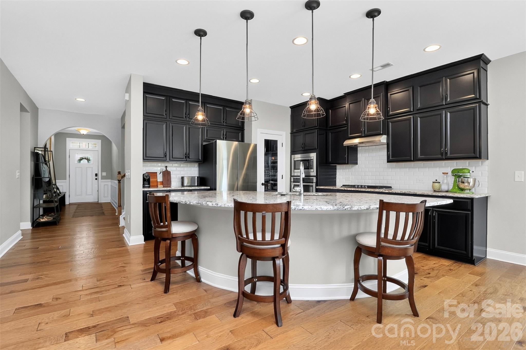 128 Creekside Crossing Lane Property Photo 6