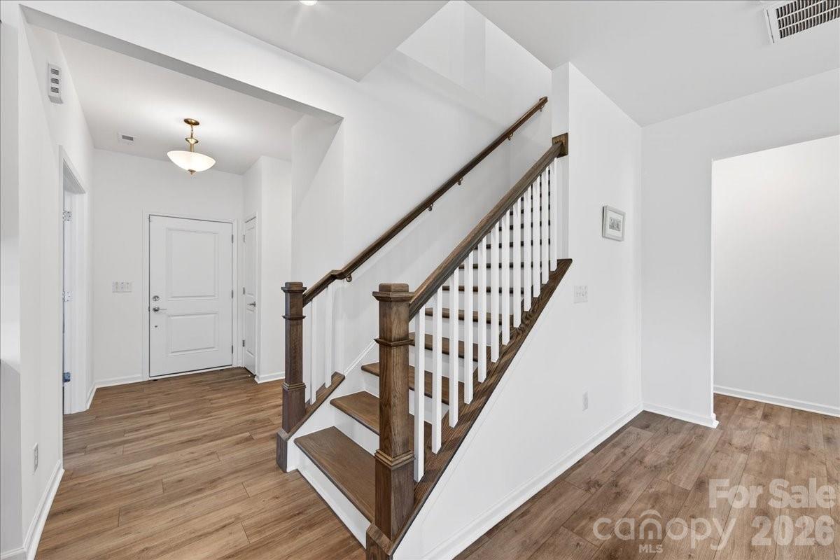 11119 Glasden Road Property Photo 4