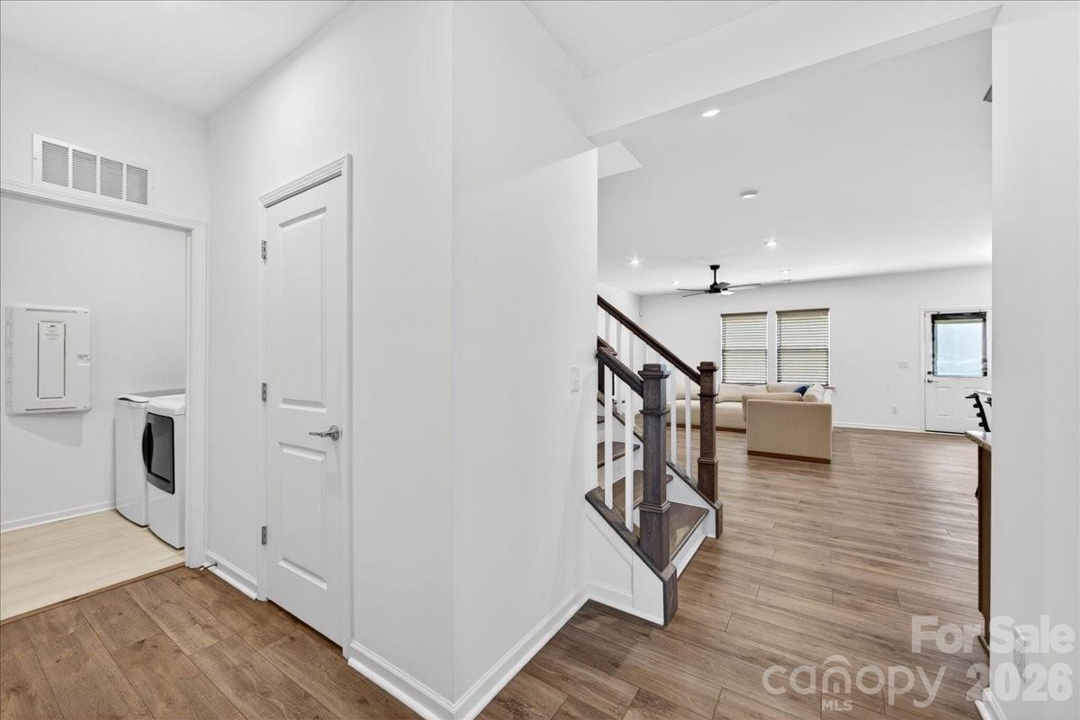 11119 Glasden Road Property Photo 6
