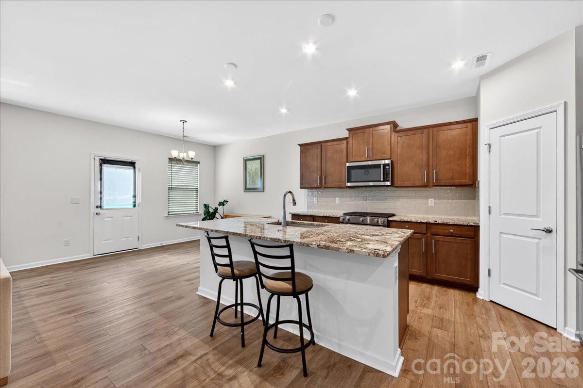 11119 Glasden Road Property Photo 10
