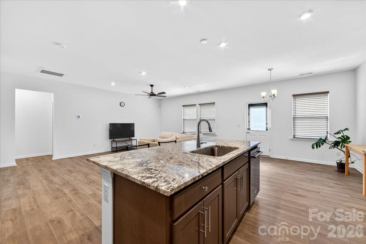 11119 Glasden Road Property Photo 15