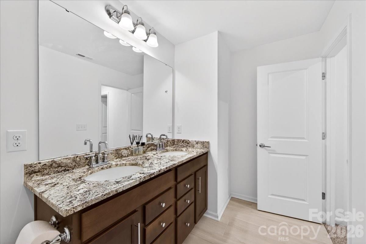 11119 Glasden Road Property Photo 38