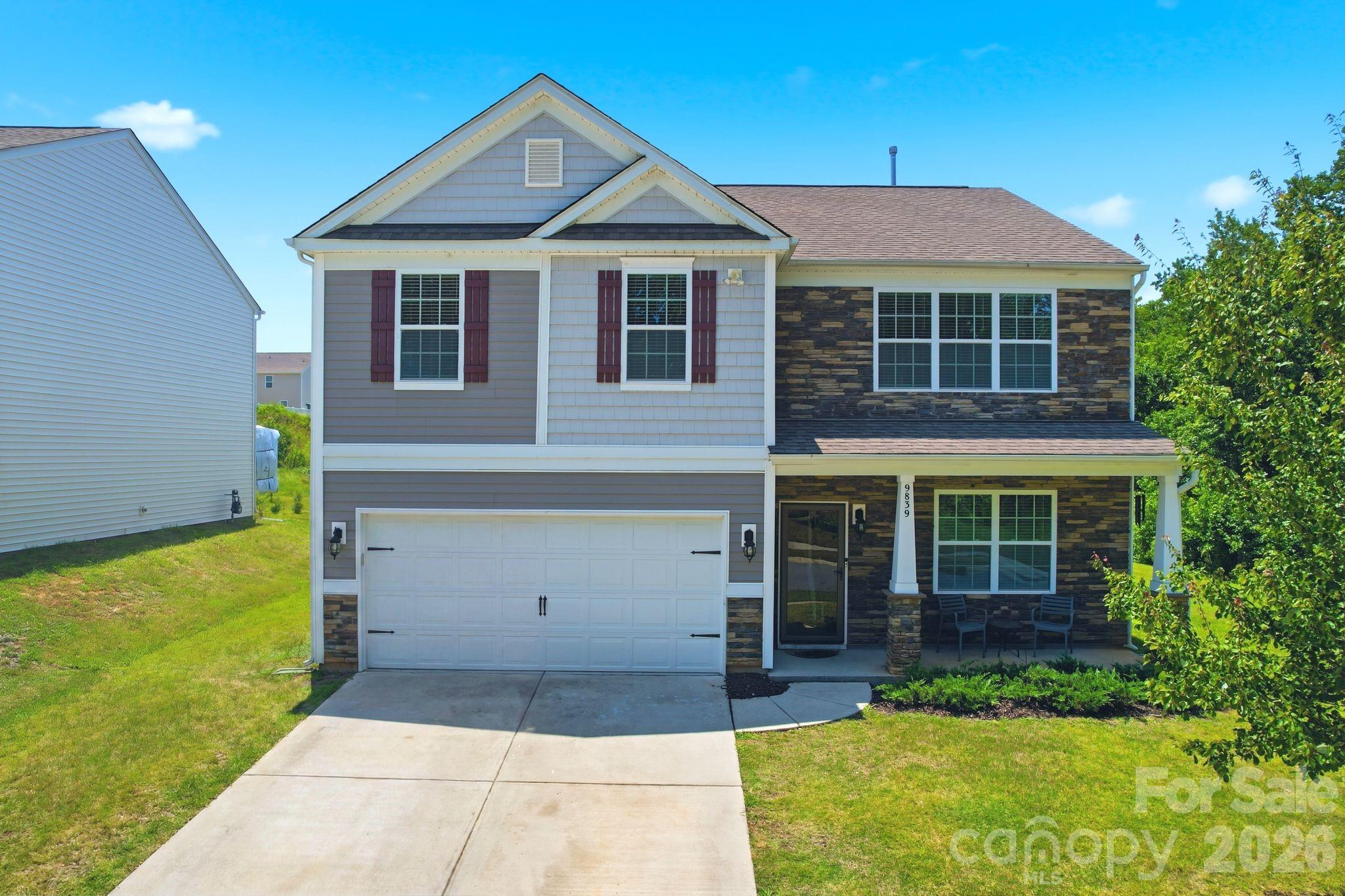 9839 Oak Barrel Lane Property Photo 1