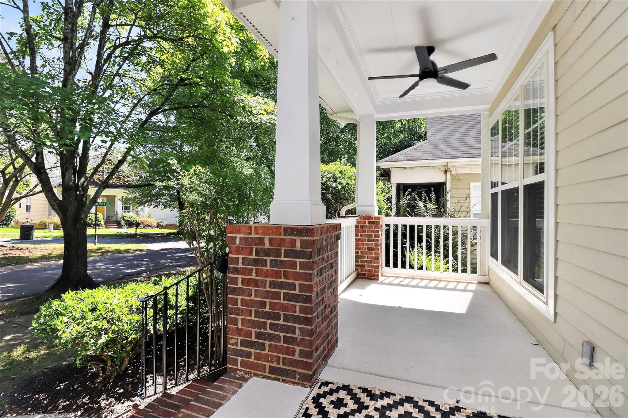 13019 West Douglas Park Drive Property Photo 7