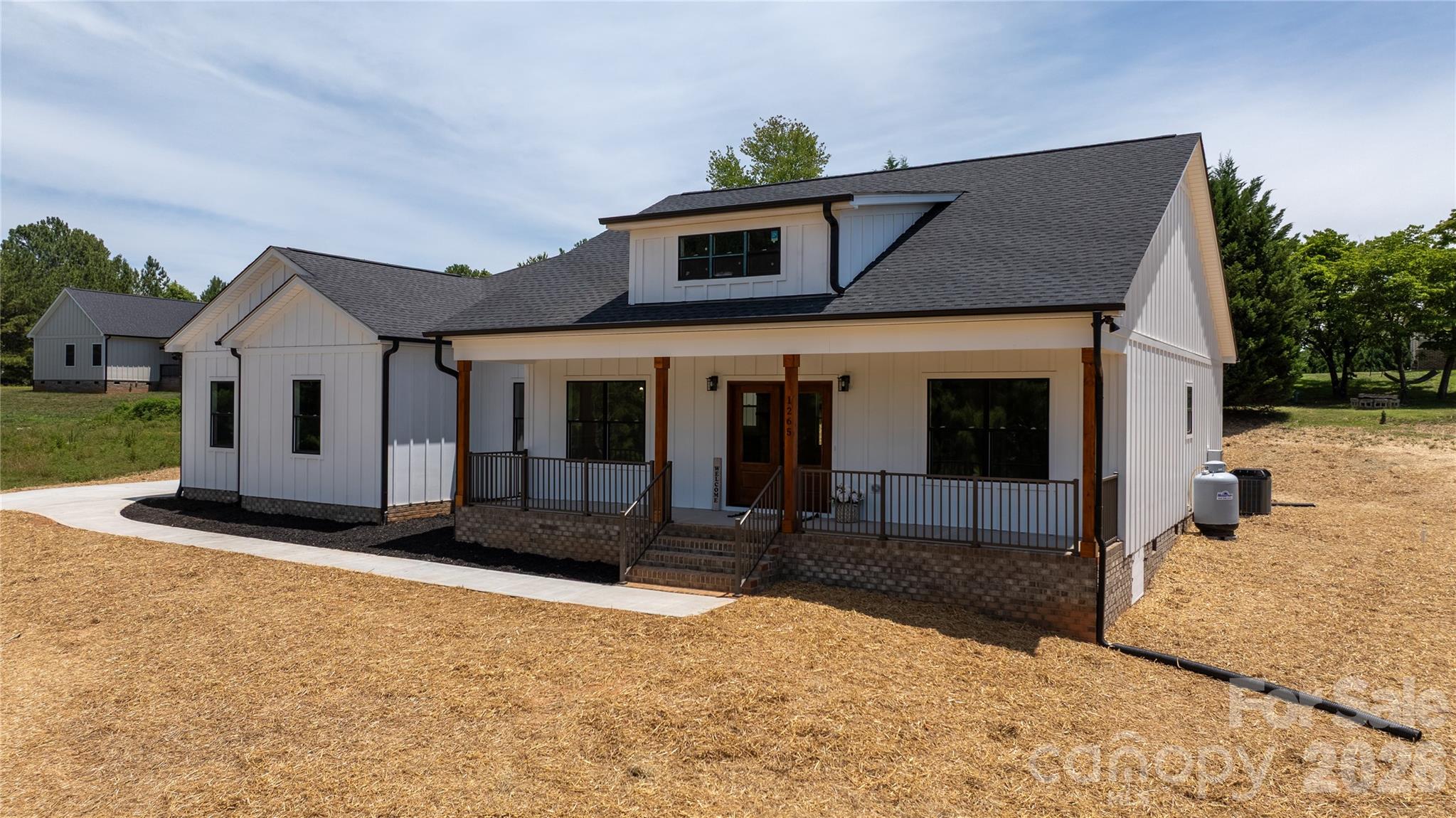 1265 Misty Lane Property Photo 5