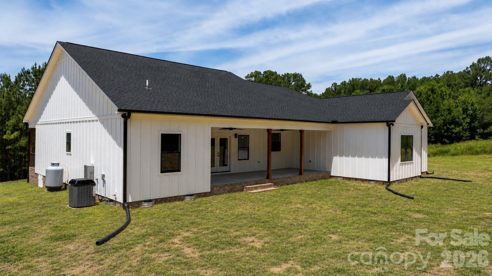 1265 Misty Lane Property Photo 6