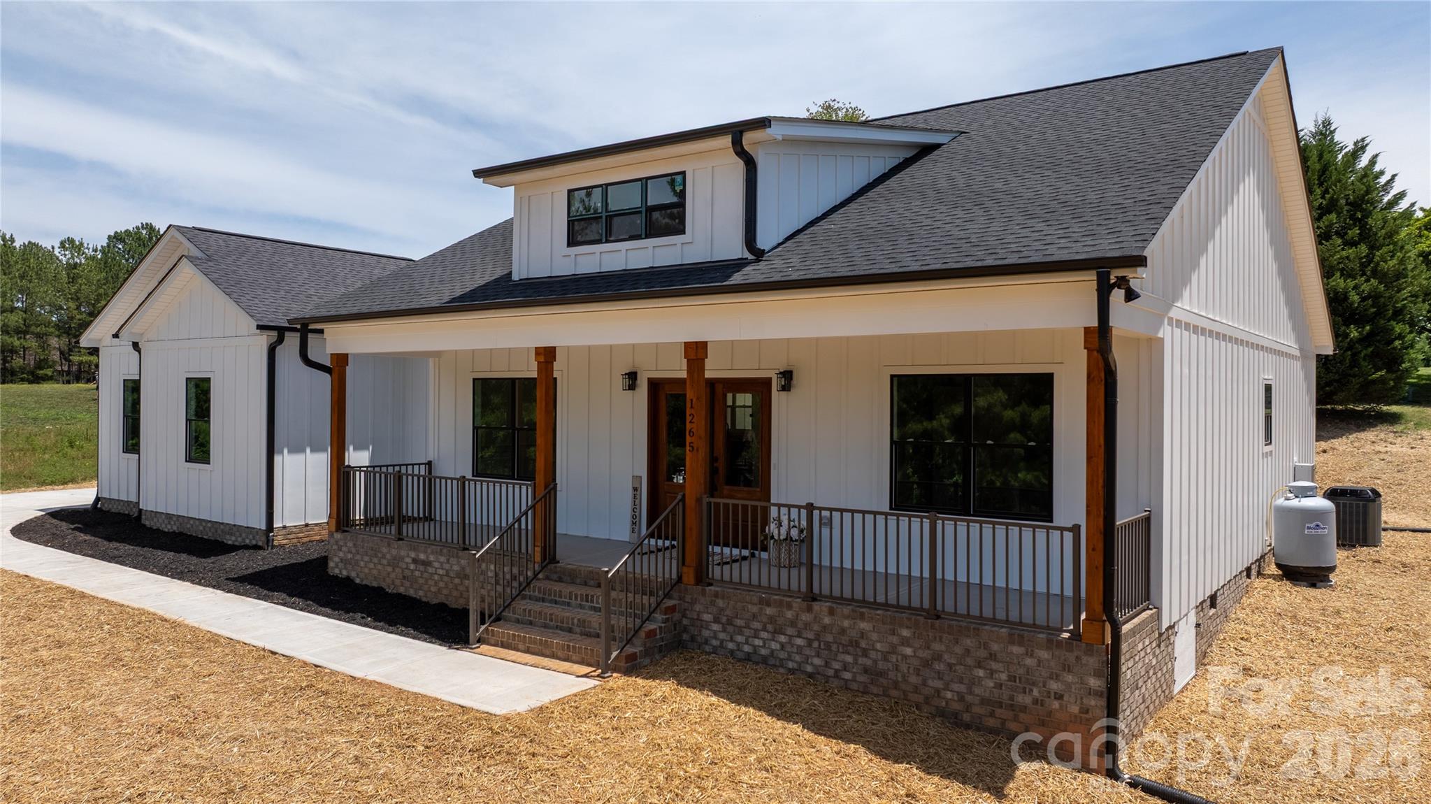 1265 Misty Lane Property Photo 8