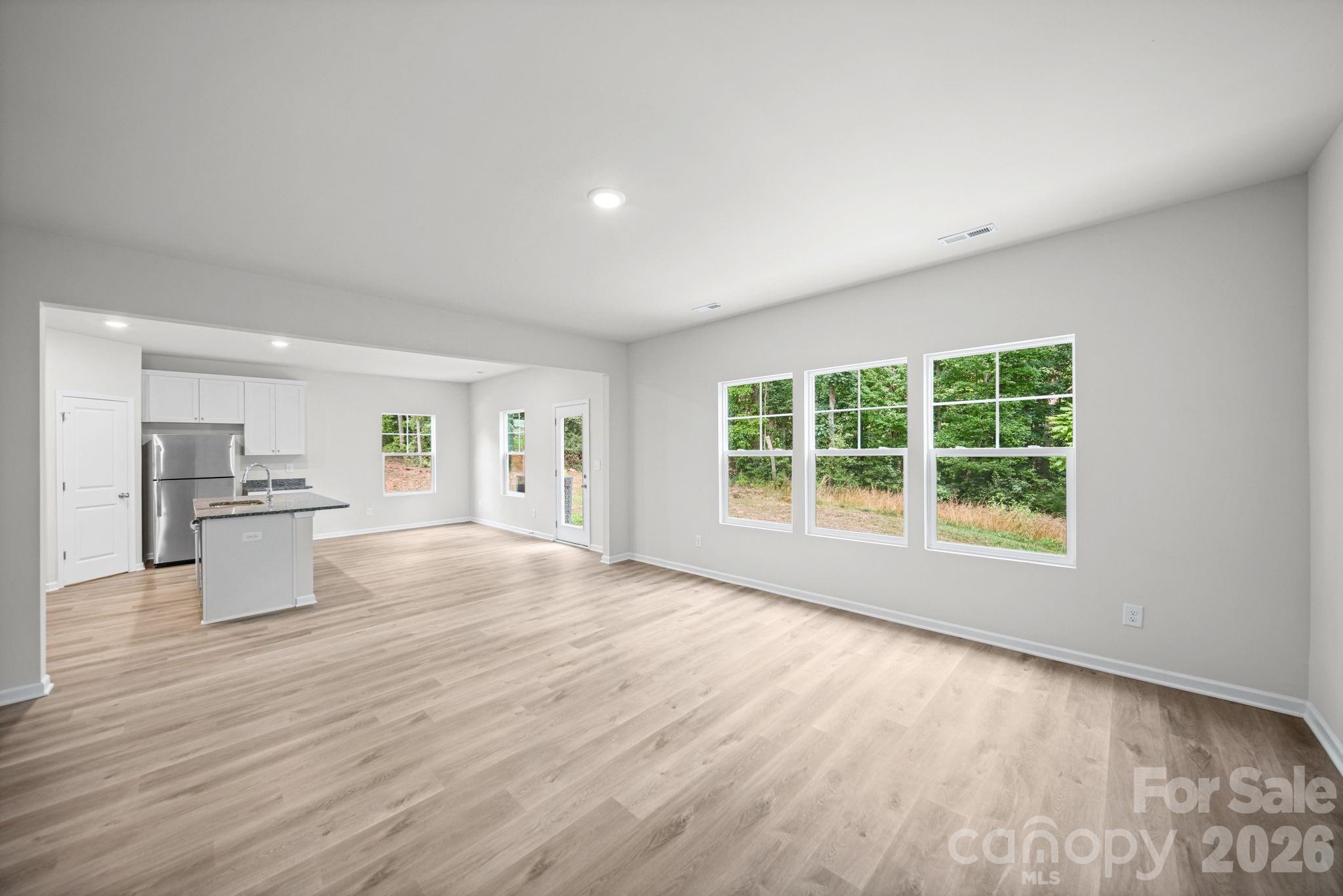 1412 Hubbard Terrace Property Photo 10