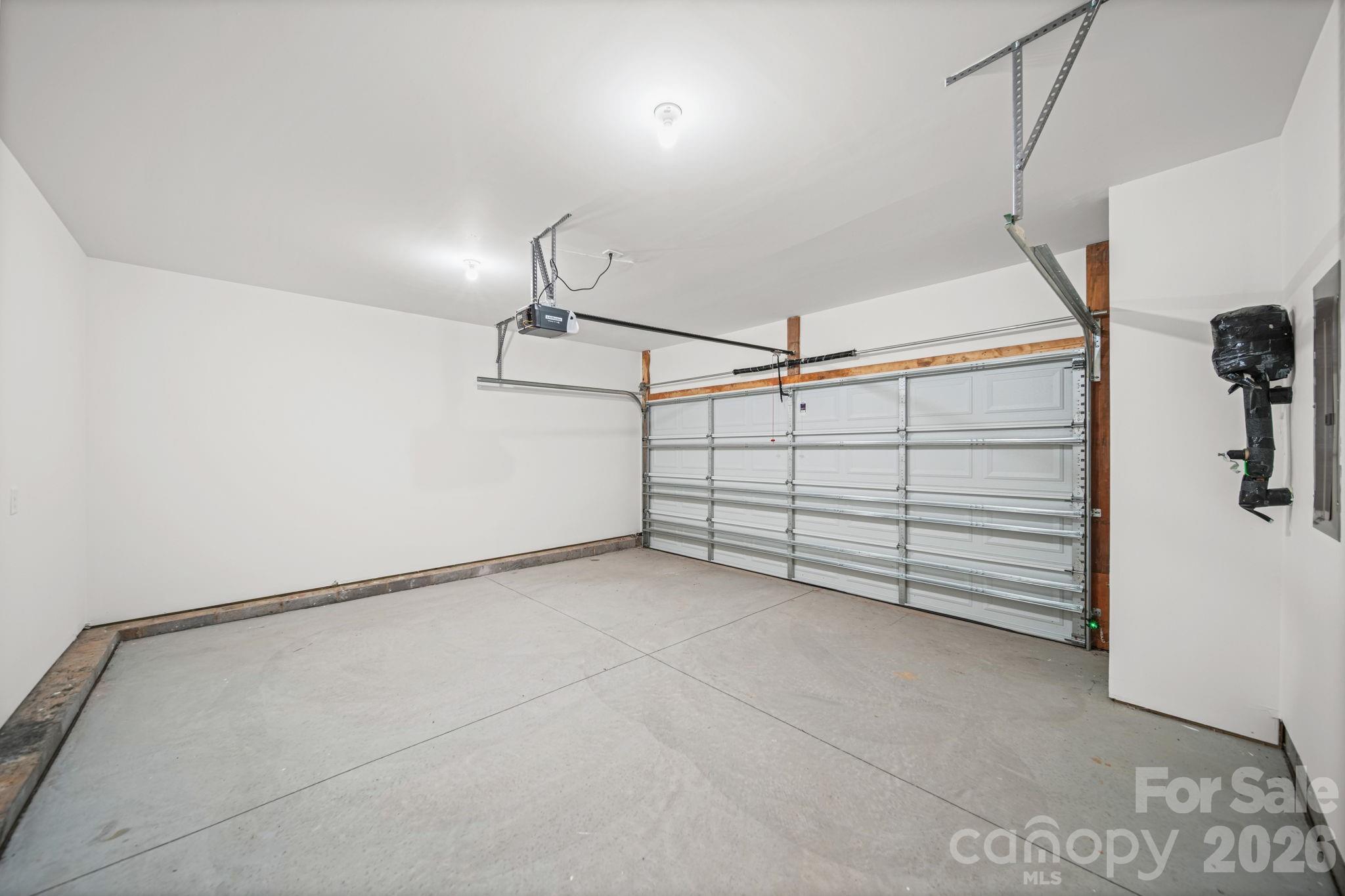 1412 Hubbard Terrace Property Photo 20