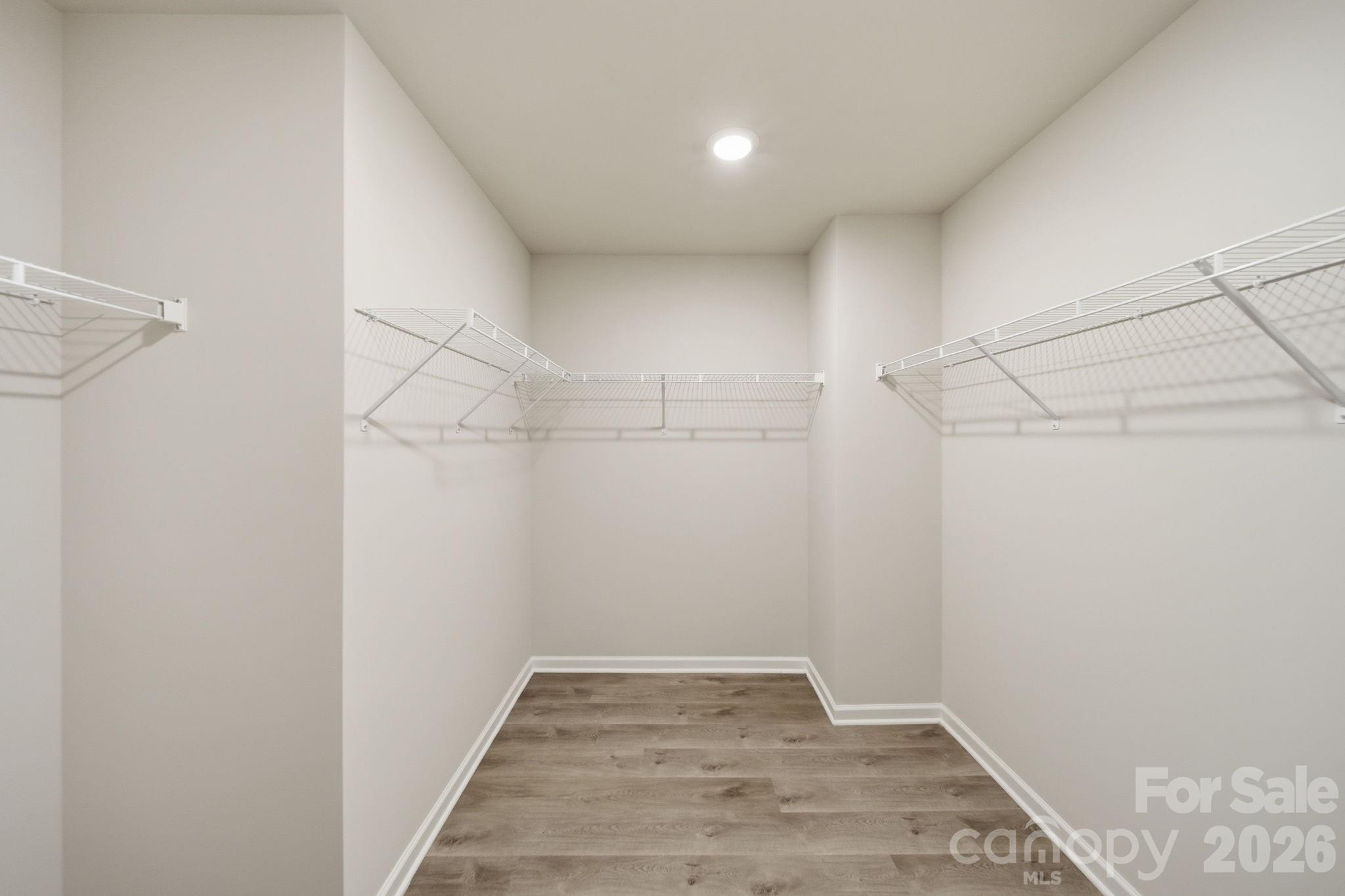 1412 Hubbard Terrace Property Photo 27
