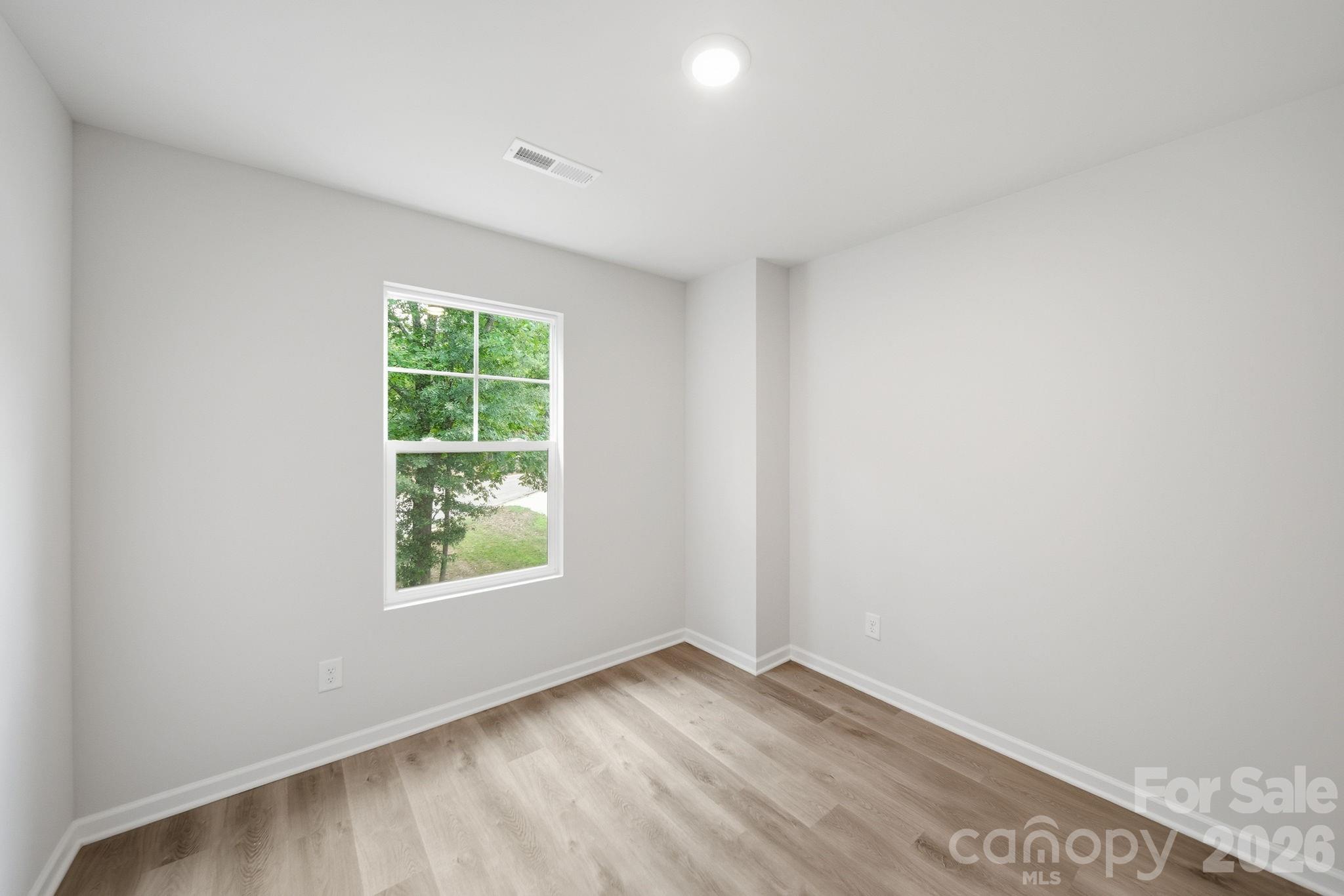 1412 Hubbard Terrace Property Photo 28